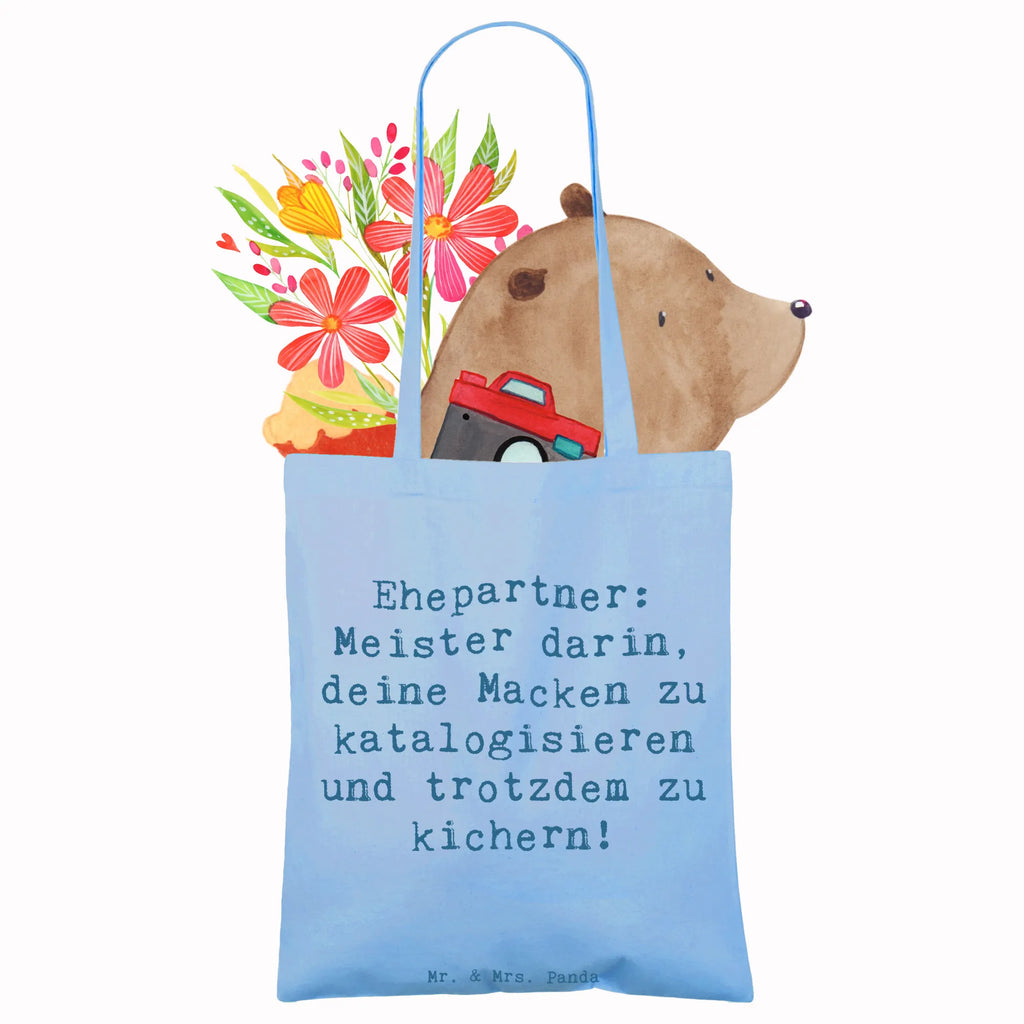 Tote bag Saying Ehepartner: Meister darin, deine Macken zu katalogisieren und trotzdem zu kichern! Stofftasche, Stoffbeutel, Einkaufstasche, Jutetasche, Laptoptasche, Tragetasche, Schultertasche, Umhängetasche, Jutebeutel, Strandtasche, Beuteltasche, Shopper, Badetasche, Beutel, Einkaufstüte, Tasche, Familie, Vatertag, Muttertag, Bruder, Schwester, Mama, Papa, Oma, Opa