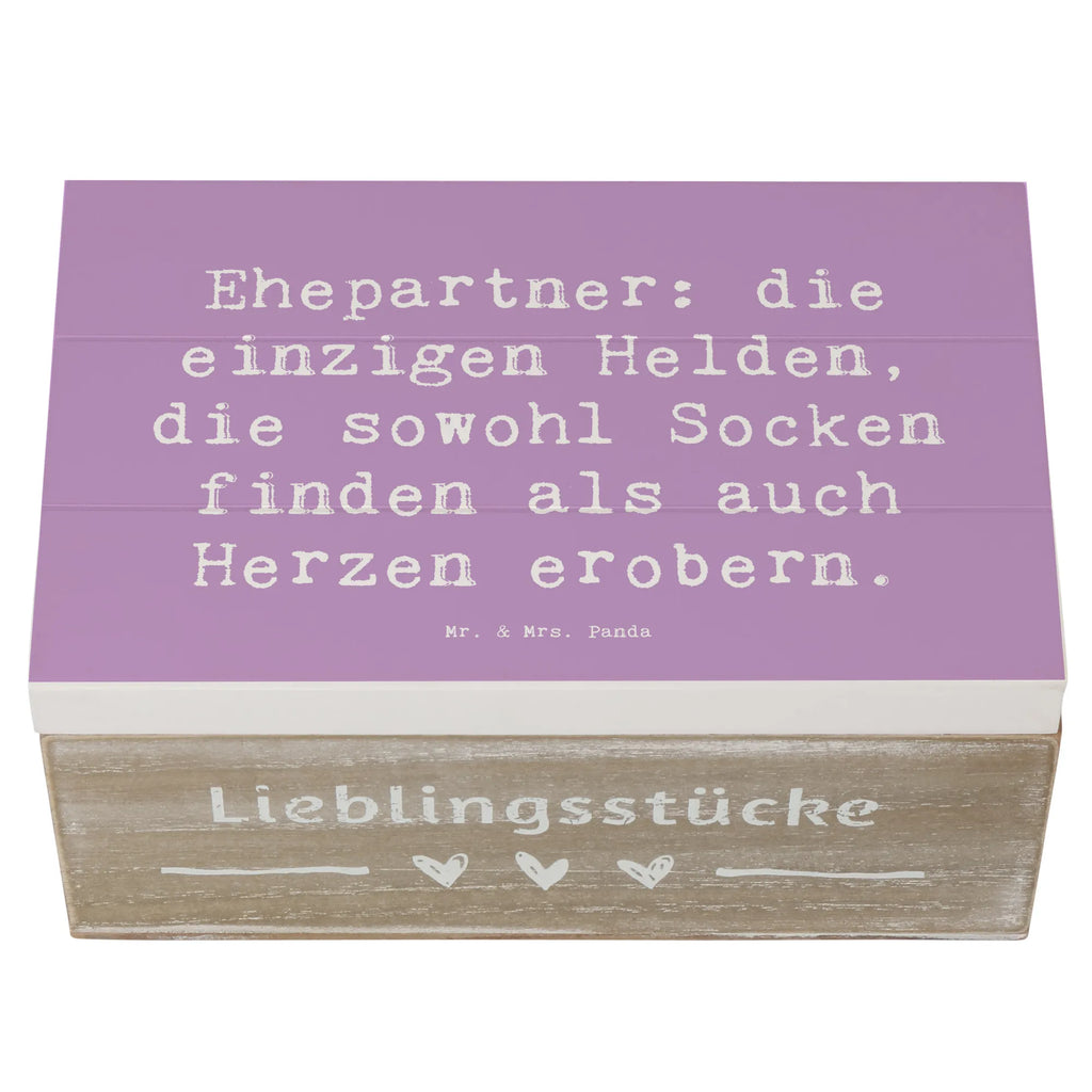 Holzkiste Spruch Ehepartner Helden Schatulle, Erinnerungsbox, Kiste, XXL, Erinnerungskiste, Truhe, Dekokiste, Schatzkiste, Geschenkdose, Aufbewahrungsbox, Holzkiste, Geschenkbox, Familie, Vatertag, Muttertag, Bruder, Schwester, Mama, Papa, Oma, Opa