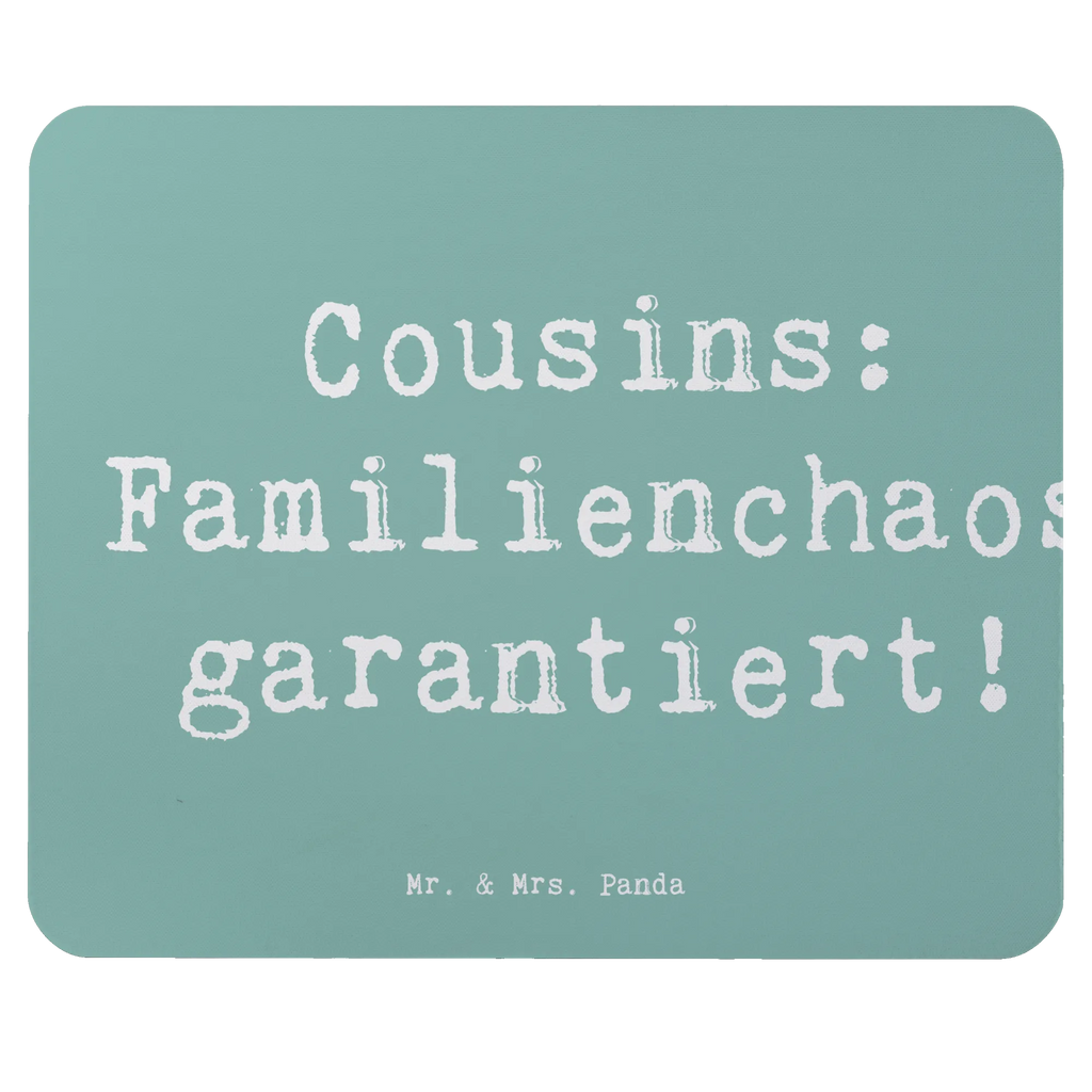Mouse mat Saying Cousins: Familienchaos garantiert! Büroausstattung, Mauspad Büro, Arbeitszimmer, Computer zubehör, Mausunterlage, PC Zubehör, Einzigartiges Mauspad, Mousepad, Designer Mauspad, Mauspad, Familie, Vatertag, Muttertag, Bruder, Schwester, Mama, Papa, Oma, Opa