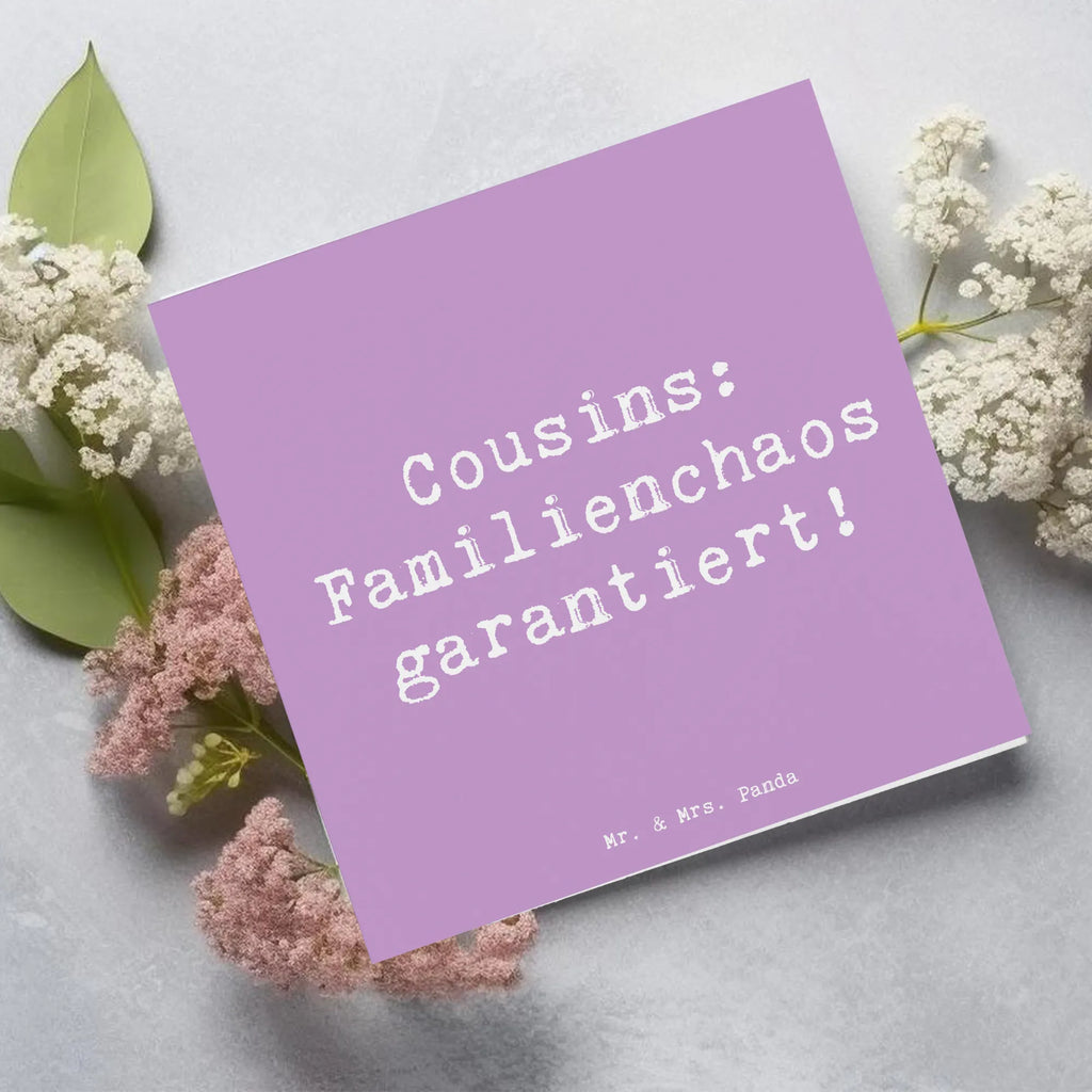 Deluxe Card Saying Cousins: Familienchaos garantiert! Geburtstagskarte, Hochwertige Grußkarte, Hochwertige Klappkarte, Grußkarte, Karte, Einladungskarte, Klappkarte, Hochzeitskarte, Glückwunschkarte, Familie, Vatertag, Muttertag, Bruder, Schwester, Mama, Papa, Oma, Opa