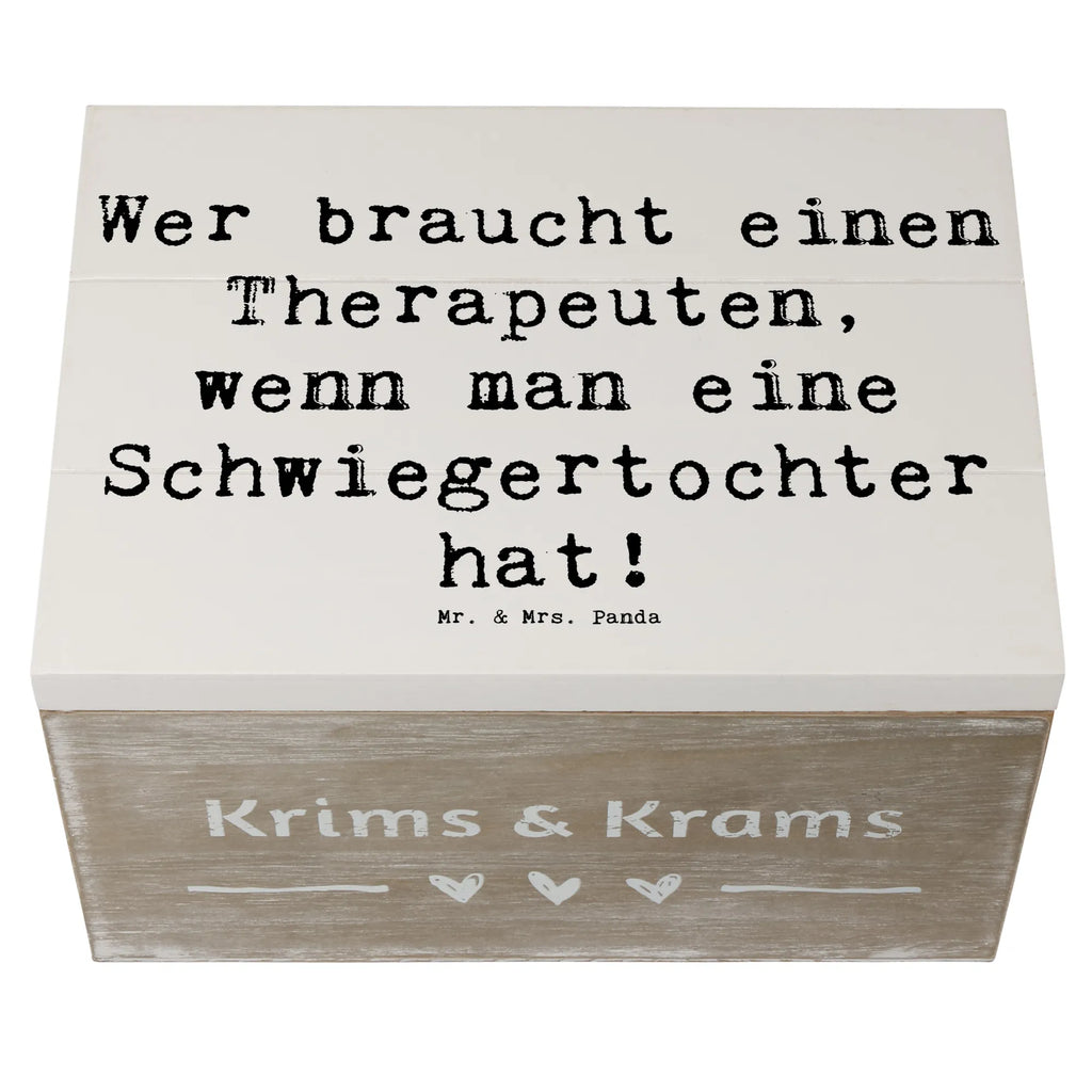Holzkiste Spruch Schwiegertochter Humor Truhe, Erinnerungsbox, Erinnerungskiste, Schatulle, Geschenkdose, Geschenkbox, XXL, Kiste, Aufbewahrungsbox, Holzkiste, Dekokiste, Schatzkiste, Familie, Vatertag, Muttertag, Bruder, Schwester, Mama, Papa, Oma, Opa