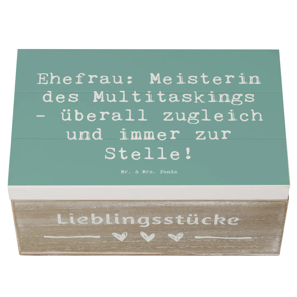 Wooden chest Saying Ehefrau: Meisterin des Multitaskings - überall zugleich und immer zur Stelle! XXL, Dekokiste, Holzkiste, Aufbewahrungsbox, Geschenkdose, Schatzkiste, Erinnerungskiste, Kiste, Truhe, Erinnerungsbox, Schatulle, Geschenkbox, Familie, Vatertag, Muttertag, Bruder, Schwester, Mama, Papa, Oma, Opa