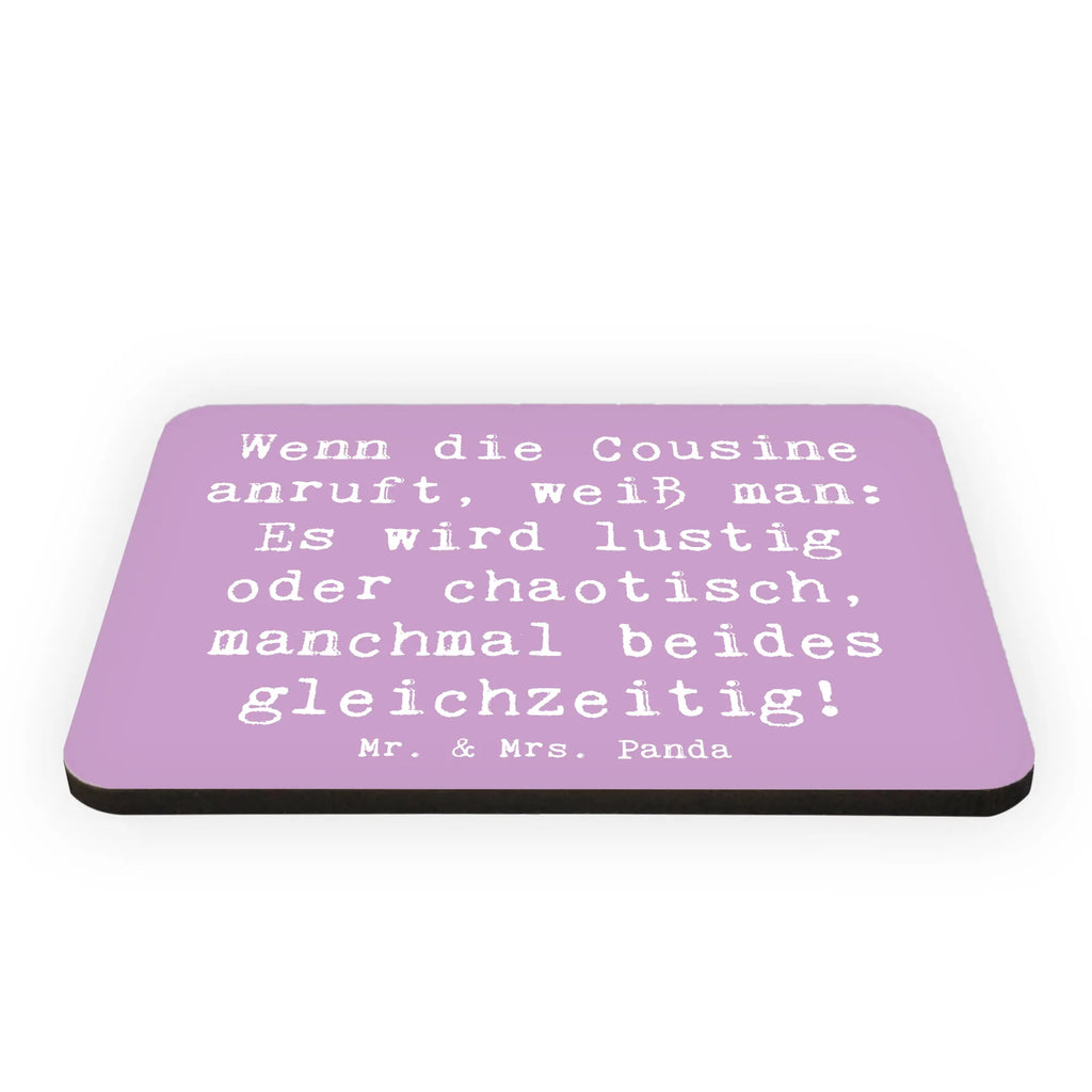Magnet Saying Wenn die Cousine anruft, weiß man: Es wird lustig oder chaotisch, manchmal beides gleichzeitig! Whiteboard Magnet, Notiz Magnet, Souvenir Magnet, Kühlschrank Dekoration, Motivmagnete, Pinnwandmagnet, Dekomagnet, Kühlschrankmagnet, Familie, Vatertag, Muttertag, Bruder, Schwester, Mama, Papa, Oma, Opa