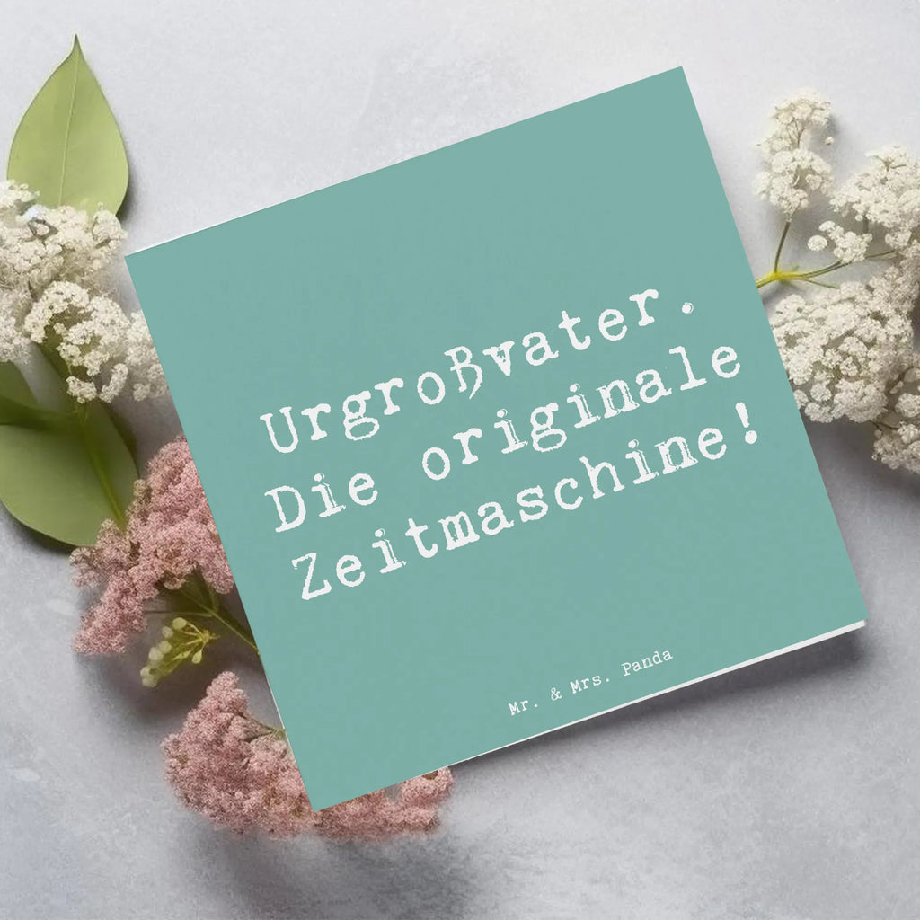 Deluxe Card Saying Urgroßvater. Die originale Zeitmaschine! Geburtstagskarte, Hochwertige Klappkarte, Hochwertige Grußkarte, Glückwunschkarte, Grußkarte, Karte, Klappkarte, Einladungskarte, Hochzeitskarte, Familie, Vatertag, Muttertag, Bruder, Schwester, Mama, Papa, Oma, Opa