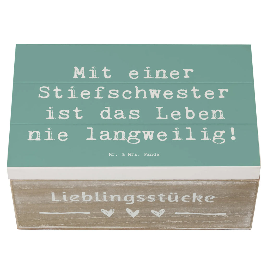 Holzkiste Spruch Stiefschwester Abenteuer Geschenkdose, Dekokiste, Erinnerungskiste, Kiste, Truhe, Geschenkbox, Schatzkiste, Holzkiste, XXL, Erinnerungsbox, Aufbewahrungsbox, Schatulle, Familie, Vatertag, Muttertag, Bruder, Schwester, Mama, Papa, Oma, Opa