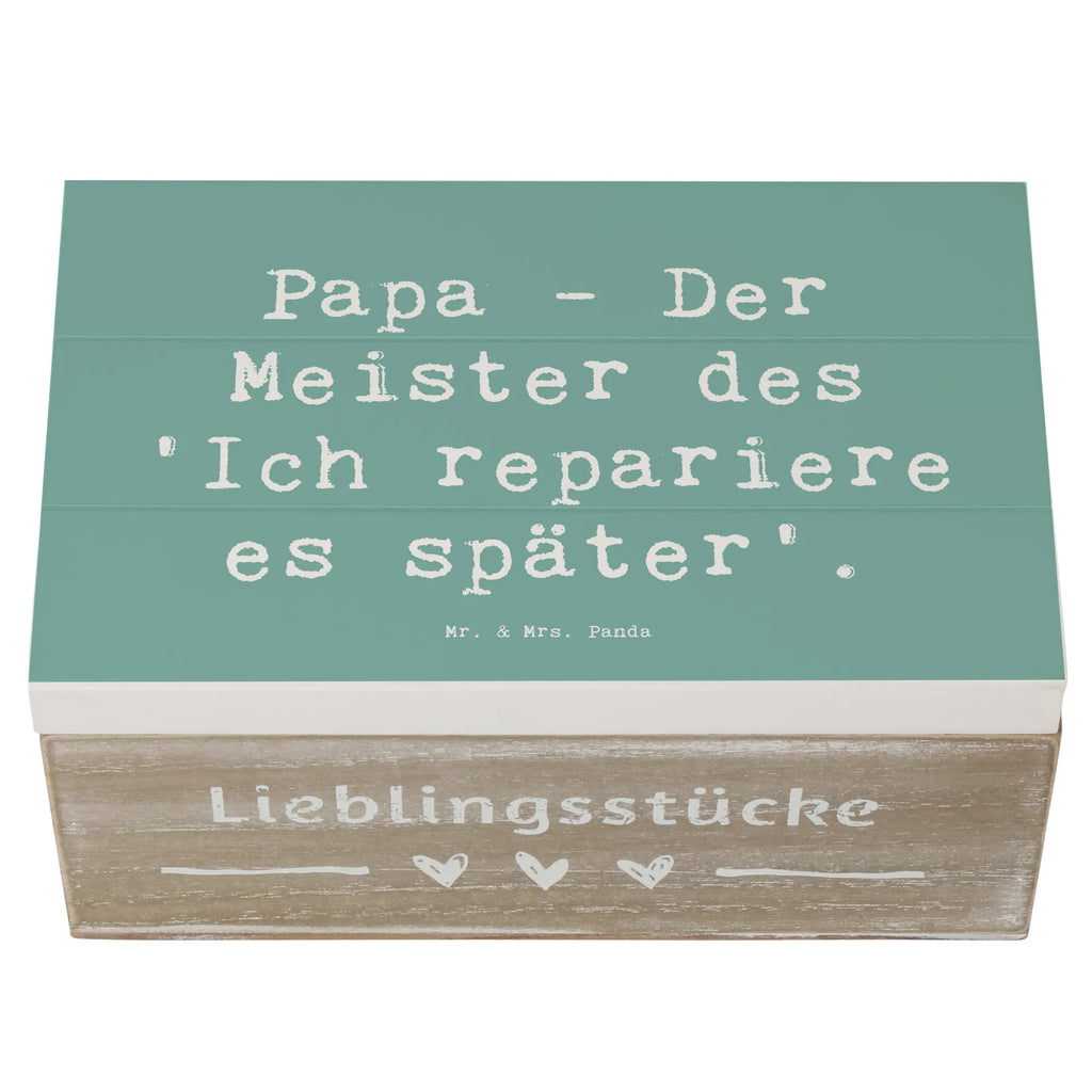 Holzkiste Spruch Papa Meister Aufbewahrungsbox aus Holz, fotobox, Erinnerungskiste, Box aus Holz, aufbewahrungskiste mit deckel, Holzbox mit Deckel, schmuckbox, schatzkiste holz, Box, holzschatulle, Holztruhe, schmuckkiste, fotokiste, Kiste, schatztruhe, holzkästchen, truhe mit deckel, Geschenkbox, erinnerungsbox holz, Holzbox, geschenkbox holz, Aufbewahrungsbox, kiste holz, Schatzkiste, box holz, schmucktruhe, Kiste mit Deckel, holzschachtel, Holz Aufbewahrungsbox, Schatulle, Aufbewahrungskiste, geschenkkiste, truhe holz, Holzkiste mit Deckel, Erinnerungsbox, Aufbewahrungstruhe, Truhe, Aufbewahrungsbox Holz, geschenkbox mit deckel, Holzkiste, Vatertag, Opa, Familie, Mama, Oma, Papa, Schwester, Muttertag, Bruder