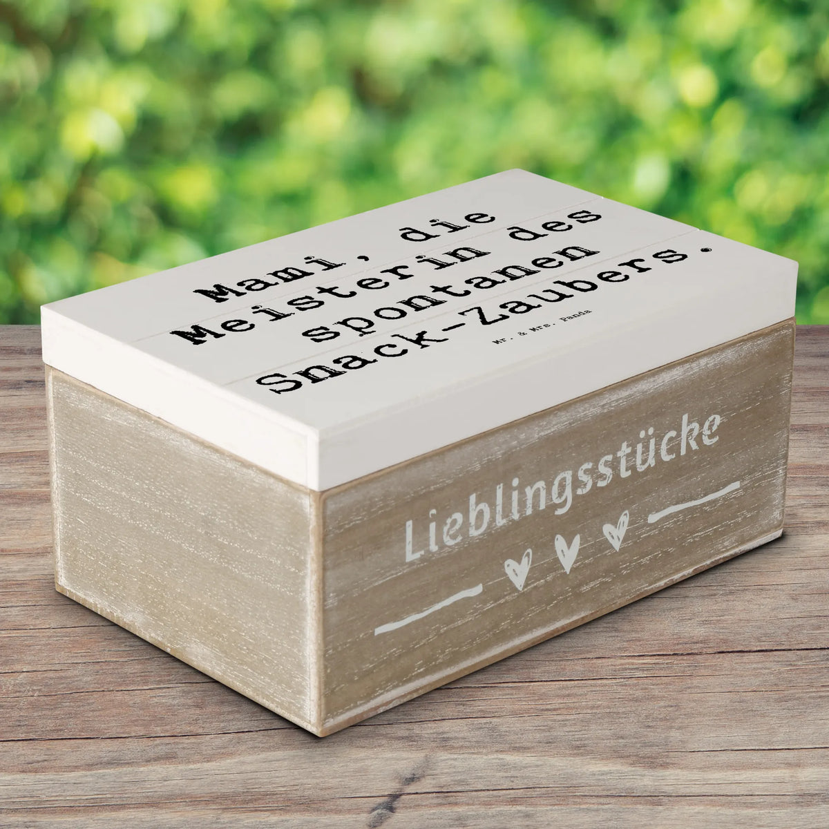Holzkiste Spruch Mami Snack-Zauber Schatulle, truhe mit deckel, geschenkkiste, Truhe, holzschatulle, holzkästchen, fotokiste, kiste holz, Aufbewahrungskiste, Box aus Holz, box holz, Holz Aufbewahrungsbox, Erinnerungskiste, truhe holz, schmucktruhe, Holztruhe, Erinnerungsbox, schatztruhe, Aufbewahrungsbox Holz, Geschenkbox, geschenkbox holz, Holzbox mit Deckel, schmuckbox, Aufbewahrungsbox aus Holz, Schatzkiste, Aufbewahrungstruhe, Holzkiste mit Deckel, Kiste mit Deckel, schmuckkiste, Kiste, schatzkiste holz, Box, aufbewahrungskiste mit deckel, holzschachtel, Holzbox, geschenkbox mit deckel, fotobox, Holzkiste, erinnerungsbox holz, Muttertag, Vatertag, Mama, Papa, Oma, Opa, Familie, Schwester, Bruder