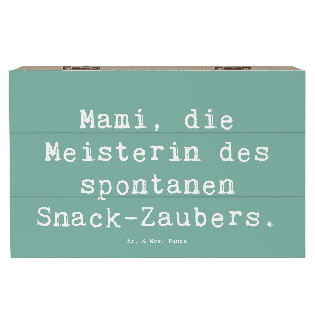 Wooden chest Saying Mami, die Meisterin des spontanen Snack-Zaubers. Aufbewahrungsbox, Schatulle, Truhe, Geschenkbox, Geschenkdose, Erinnerungskiste, Kiste, Erinnerungsbox, Holzkiste, Dekokiste, Schatzkiste, XXL, Familie, Vatertag, Muttertag, Bruder, Schwester, Mama, Papa, Oma, Opa