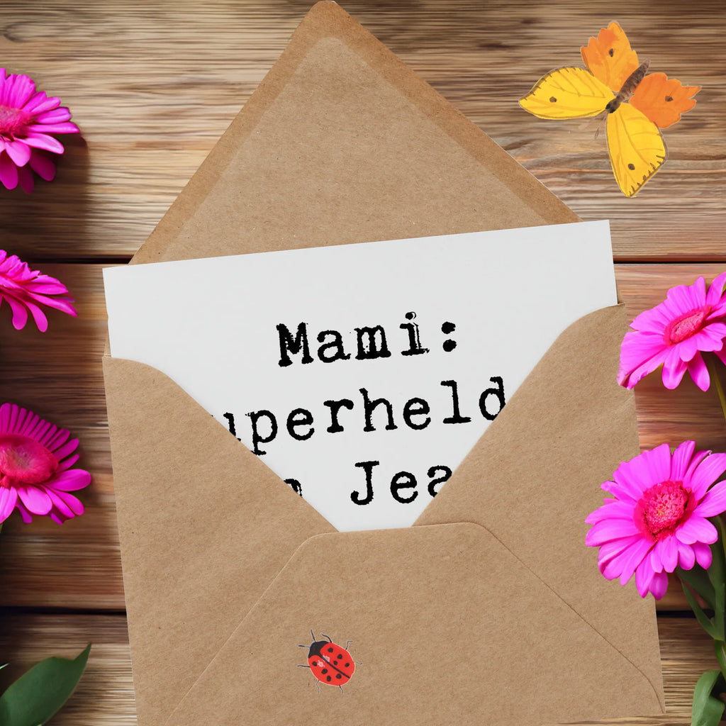 Deluxe Karte Spruch Mami Superheldin Einladungskarte, Hochzeitskarte, Geburtstagskarte, Grußkarte, Karte, Hochwertige Grußkarte, Klappkarte, Glückwunschkarte, Hochwertige Klappkarte, Familie, Vatertag, Muttertag, Bruder, Schwester, Mama, Papa, Oma, Opa