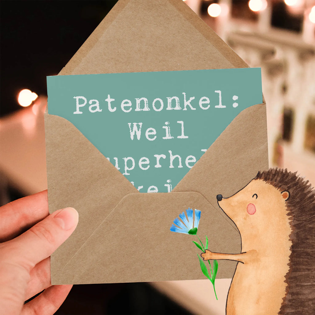 Deluxe Card Saying Patenonkel: Weil Superheld kein offizieller Beruf ist! Hochwertige Klappkarte, Karte, Geburtstagskarte, Grußkarte, Hochwertige Grußkarte, Einladungskarte, Klappkarte, Glückwunschkarte, Hochzeitskarte, Familie, Vatertag, Muttertag, Bruder, Schwester, Mama, Papa, Oma, Opa