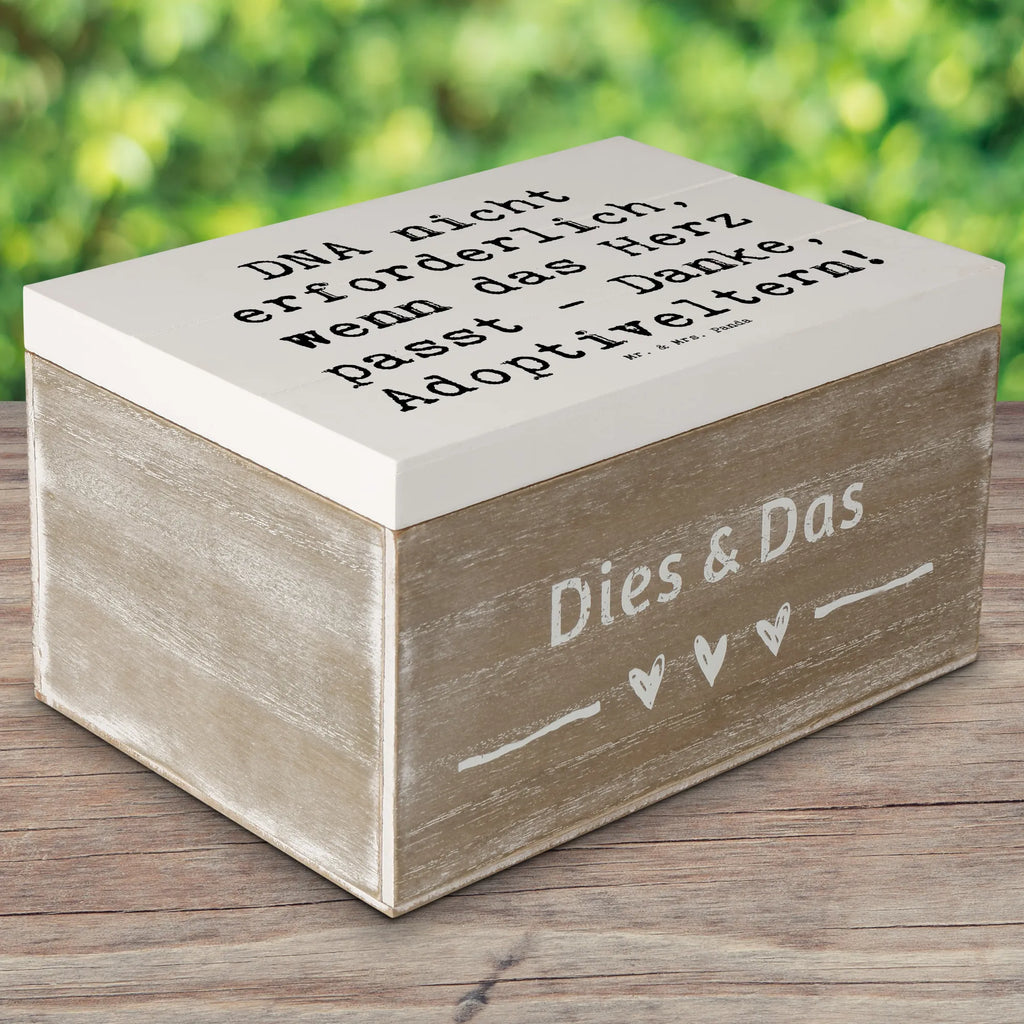 Wooden chest Saying DNA nicht erforderlich, wenn das Herz passt - Danke, Adoptiveltern! XXL, Geschenkbox, Aufbewahrungsbox, Dekokiste, Truhe, Kiste, Schatzkiste, Holzkiste, Schatulle, Erinnerungskiste, Erinnerungsbox, Geschenkdose, Familie, Vatertag, Muttertag, Bruder, Schwester, Mama, Papa, Oma, Opa