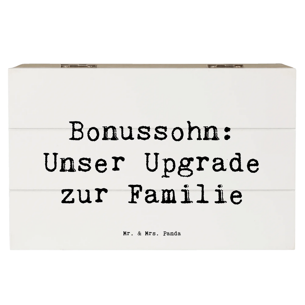 Wooden chest Saying Bonussohn: Unser Upgrade zur Familie Schatulle, Holzkiste, Truhe, Erinnerungsbox, Erinnerungskiste, XXL, Kiste, Geschenkdose, Aufbewahrungsbox, Geschenkbox, Dekokiste, Schatzkiste, Familie, Vatertag, Muttertag, Bruder, Schwester, Mama, Papa, Oma, Opa