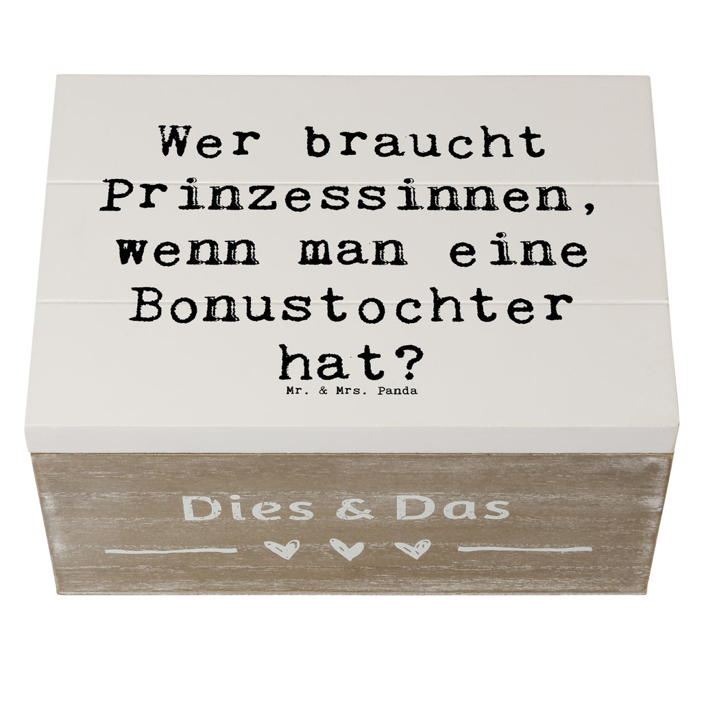 Wooden chest Saying Wer braucht Prinzessinnen, wenn man eine Bonustochter hat? Schatzkiste, Truhe, Schatulle, XXL, Aufbewahrungsbox, Geschenkbox, Kiste, Erinnerungsbox, Erinnerungskiste, Dekokiste, Geschenkdose, Holzkiste, Familie, Vatertag, Muttertag, Bruder, Schwester, Mama, Papa, Oma, Opa