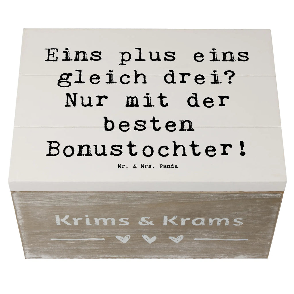 Wooden chest Saying Eins plus eins gleich drei? Nur mit der besten Bonustochter! Geschenkdose, Dekokiste, Truhe, Schatulle, Kiste, Erinnerungskiste, Geschenkbox, XXL, Aufbewahrungsbox, Schatzkiste, Erinnerungsbox, Holzkiste, Familie, Vatertag, Muttertag, Bruder, Schwester, Mama, Papa, Oma, Opa