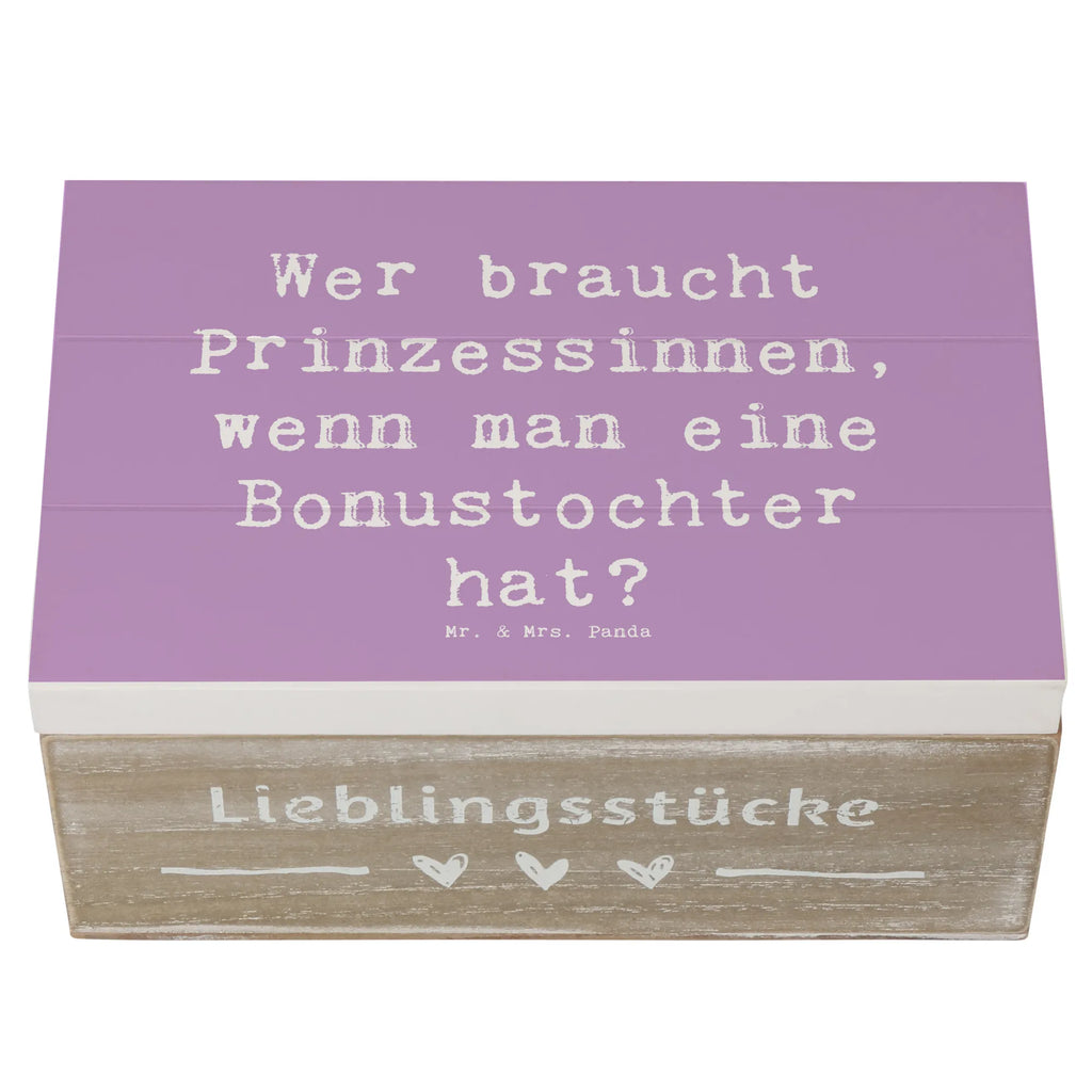 Wooden chest Saying Wer braucht Prinzessinnen, wenn man eine Bonustochter hat? Schatzkiste, Truhe, Schatulle, XXL, Aufbewahrungsbox, Geschenkbox, Kiste, Erinnerungsbox, Erinnerungskiste, Dekokiste, Geschenkdose, Holzkiste, Familie, Vatertag, Muttertag, Bruder, Schwester, Mama, Papa, Oma, Opa