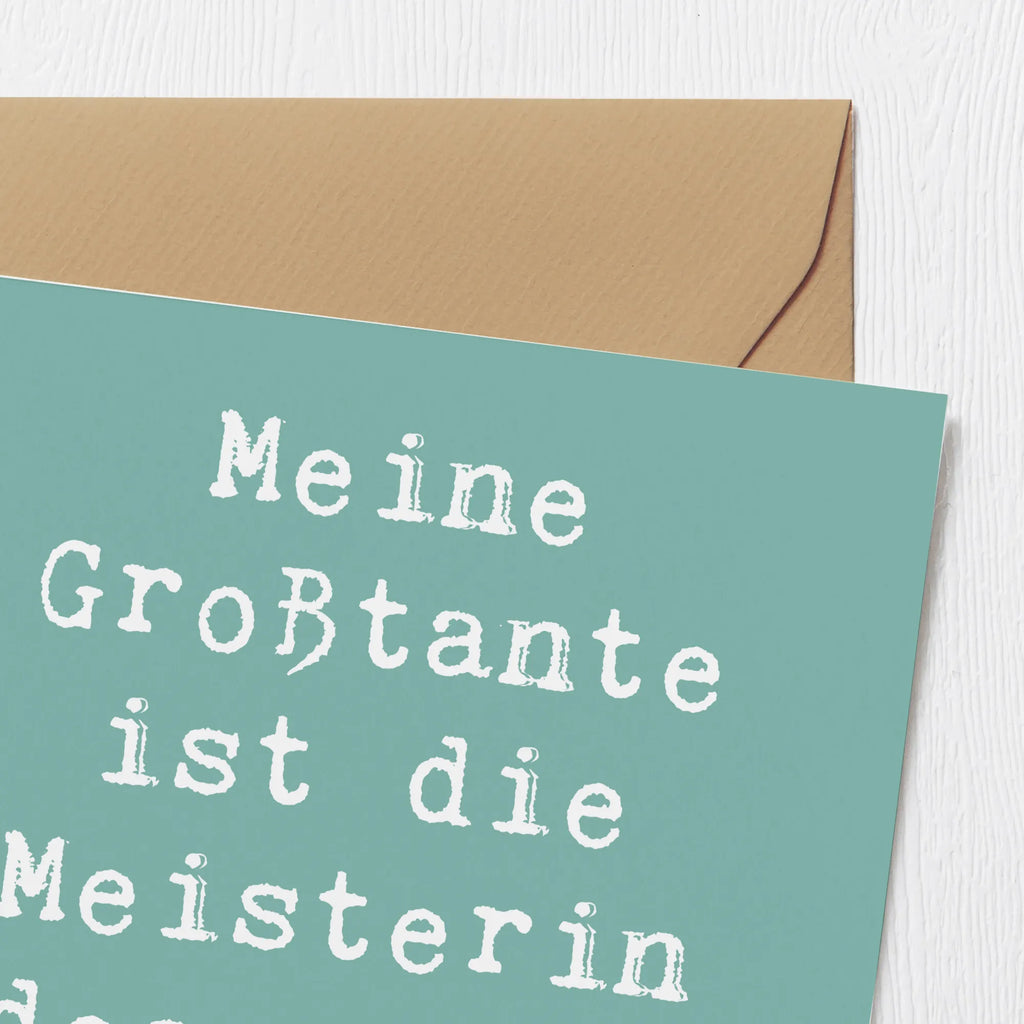 Deluxe Card Saying Meine Großtante ist die Meisterin des guten Ratschlags. Karte, Klappkarte, Hochzeitskarte, Hochwertige Klappkarte, Glückwunschkarte, Grußkarte, Geburtstagskarte, Einladungskarte, Hochwertige Grußkarte, Familie, Vatertag, Muttertag, Bruder, Schwester, Mama, Papa, Oma, Opa