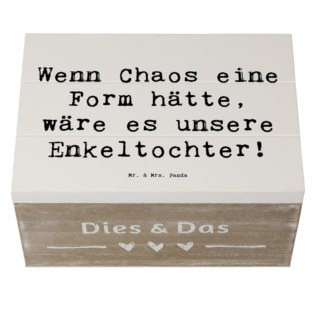 Wooden chest Saying Wenn Chaos eine Form hätte, wäre es unsere Enkeltochter! Schatzkiste, Geschenkdose, Holzkiste, XXL, Erinnerungskiste, Schatulle, Kiste, Geschenkbox, Dekokiste, Truhe, Aufbewahrungsbox, Erinnerungsbox, Familie, Vatertag, Muttertag, Bruder, Schwester, Mama, Papa, Oma, Opa