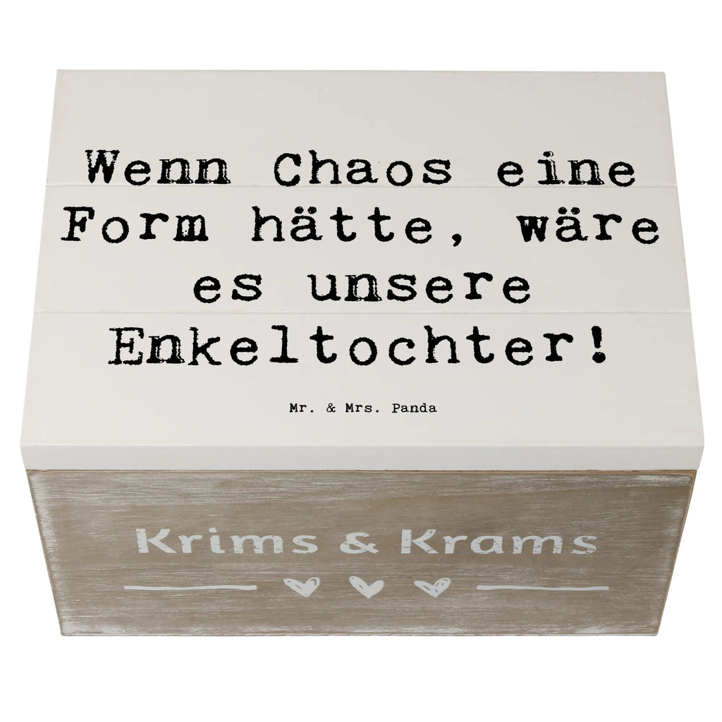 Wooden chest Saying Wenn Chaos eine Form hätte, wäre es unsere Enkeltochter! Schatzkiste, Geschenkdose, Holzkiste, XXL, Erinnerungskiste, Schatulle, Kiste, Geschenkbox, Dekokiste, Truhe, Aufbewahrungsbox, Erinnerungsbox, Familie, Vatertag, Muttertag, Bruder, Schwester, Mama, Papa, Oma, Opa