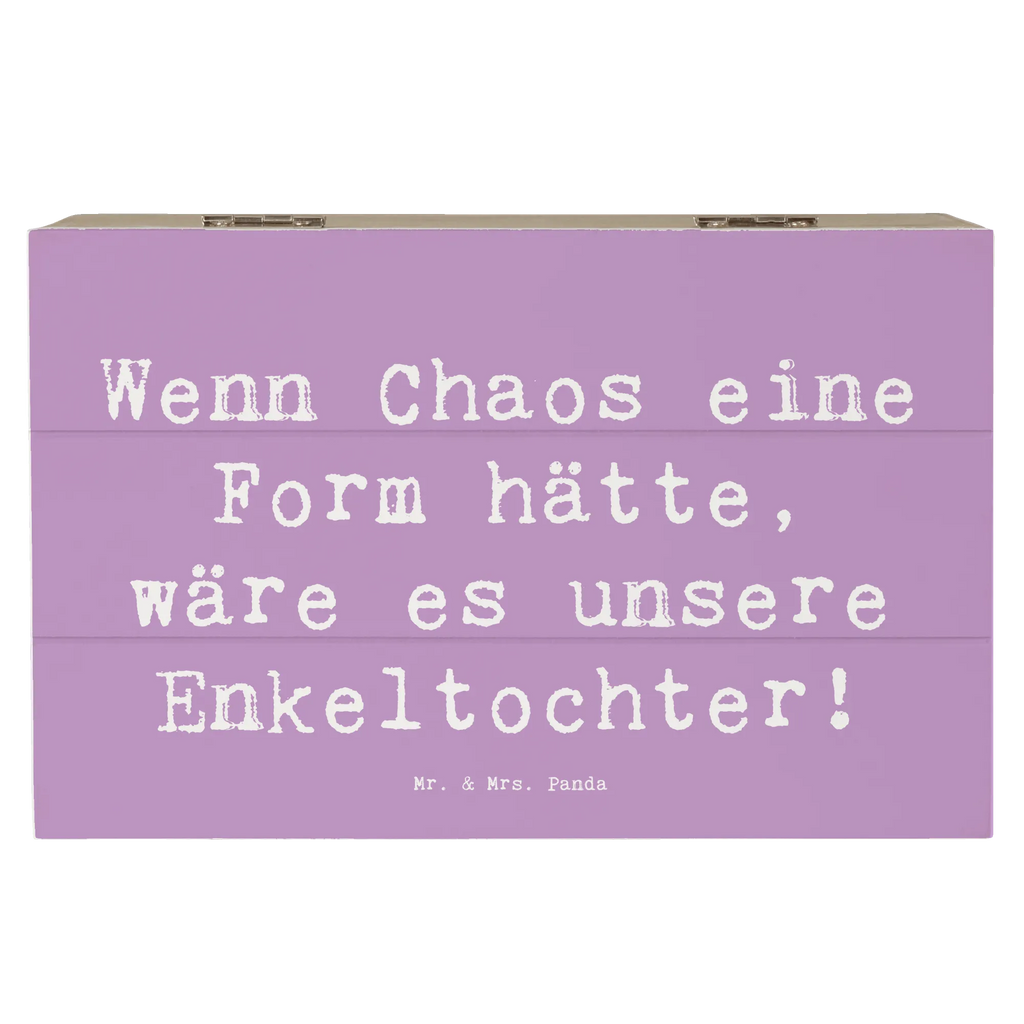 Wooden chest Saying Wenn Chaos eine Form hätte, wäre es unsere Enkeltochter! Schatzkiste, Geschenkdose, Holzkiste, XXL, Erinnerungskiste, Schatulle, Kiste, Geschenkbox, Dekokiste, Truhe, Aufbewahrungsbox, Erinnerungsbox, Familie, Vatertag, Muttertag, Bruder, Schwester, Mama, Papa, Oma, Opa