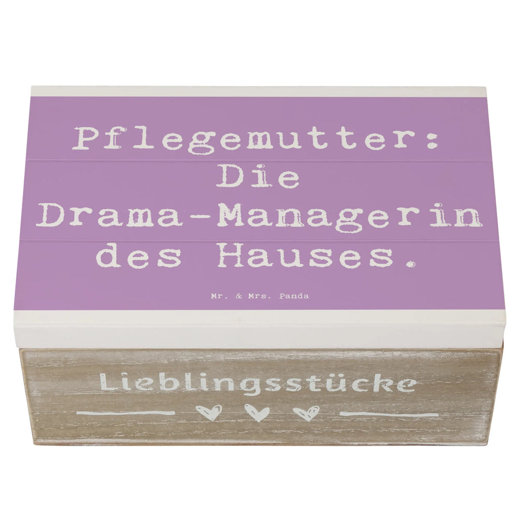Wooden chest Saying Pflegemutter: Die Drama-Managerin des Hauses. Schatzkiste, Erinnerungskiste, Kiste, Truhe, XXL, Geschenkdose, Geschenkbox, Erinnerungsbox, Aufbewahrungsbox, Schatulle, Holzkiste, Dekokiste, Familie, Vatertag, Muttertag, Bruder, Schwester, Mama, Papa, Oma, Opa