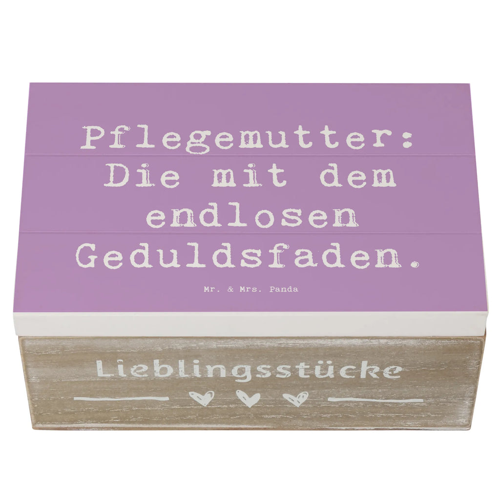 Wooden chest Saying Pflegemutter: Die mit dem endlosen Geduldsfaden. Geschenkdose, Schatulle, Schatzkiste, Erinnerungsbox, Erinnerungskiste, Holzkiste, Aufbewahrungsbox, Dekokiste, Kiste, XXL, Geschenkbox, Truhe, Familie, Vatertag, Muttertag, Bruder, Schwester, Mama, Papa, Oma, Opa