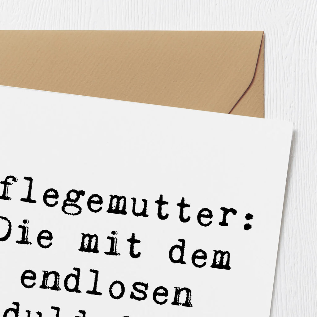 Deluxe Card Saying Pflegemutter: Die mit dem endlosen Geduldsfaden. Geburtstagskarte, Karte, Klappkarte, Einladungskarte, Hochwertige Grußkarte, Hochwertige Klappkarte, Glückwunschkarte, Grußkarte, Hochzeitskarte, Familie, Vatertag, Muttertag, Bruder, Schwester, Mama, Papa, Oma, Opa