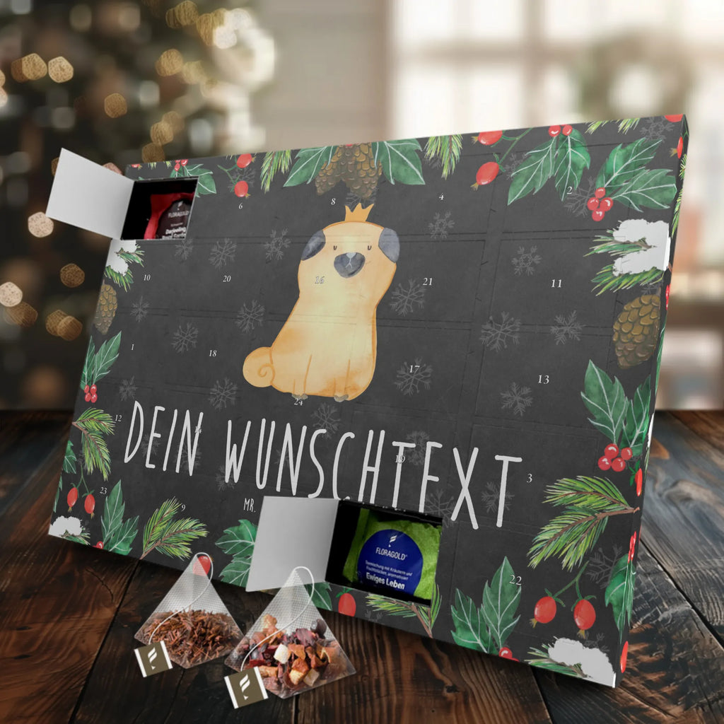 Personalisierter Tee Adventskalender Mops Krone Personalisierter Tee Adventskalender, Hunderasse, Hundebesitzer, Sprüche, Tierliebhaber, Hundemotiv, Haustier, Hund, Kinderlos, Mops, Lustig, Hundebesitzer. Spruch, Allergisch, Hausregel