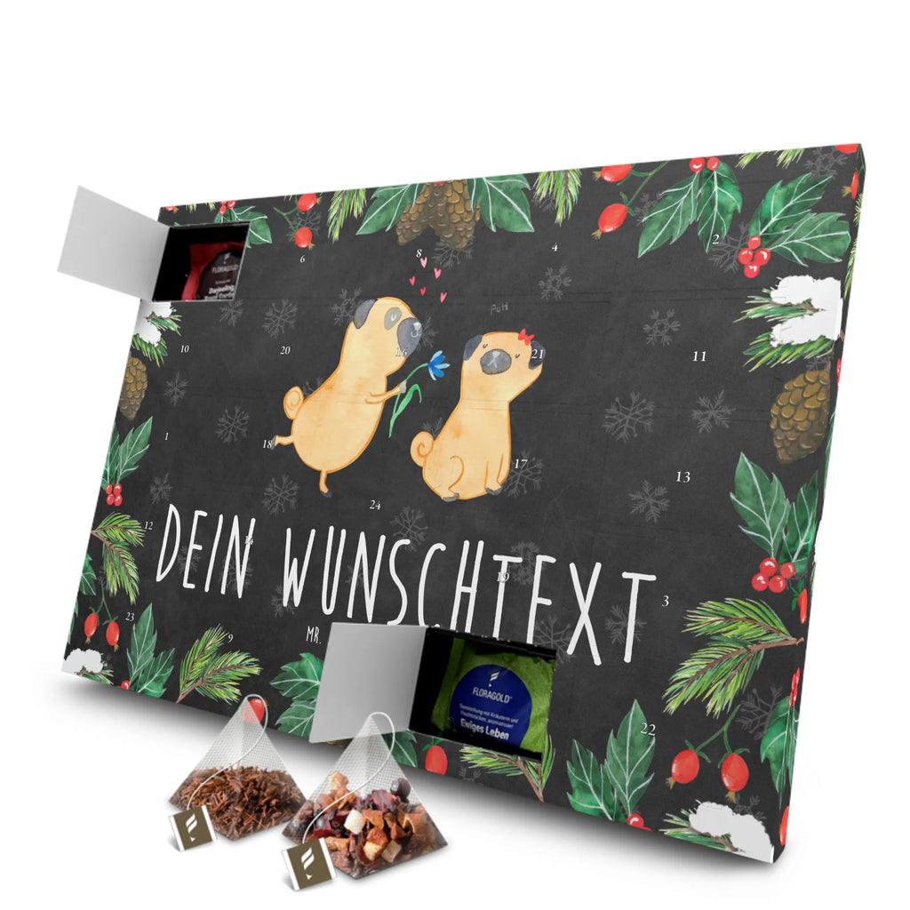 Personalisierter Tee Adventskalender Mops Verliebt Personalisierter Tee Adventskalender, Hunderasse, Tierliebhaber, Hundemotiv, Haustier, Hundebesitzer, Hund, Sprüche, Hundeliebe, Mops, Liebe, Partner, Verliebt, Liebesspruch. Verlobt, Geschenk Freund, Möpse