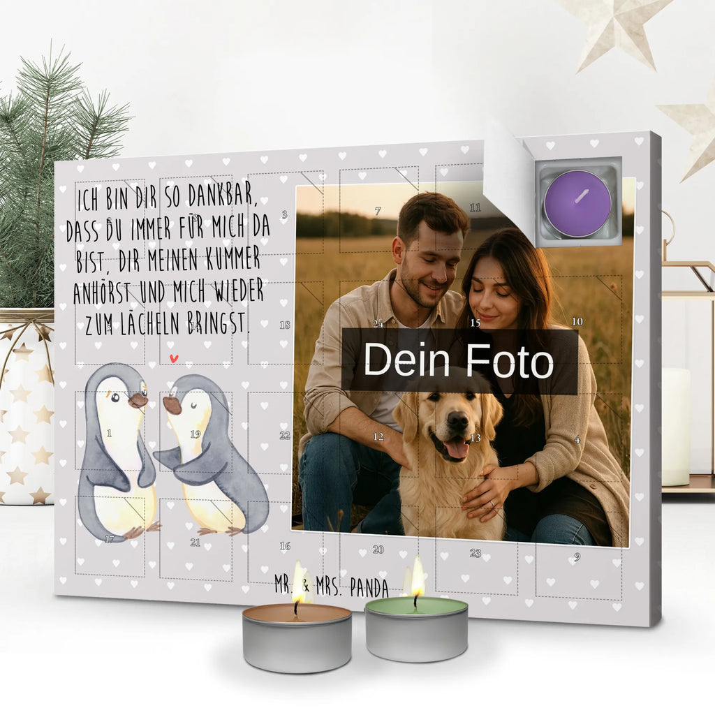 Personalisierter Duftkerzen Foto Adventskalender Pinguine trösten Personalisierter Duftkerzen Foto Adventskalender, Liebe, Partner, Freund, Freundin, Ehemann, Ehefrau, Heiraten, Verlobung, Heiratsantrag, Liebesgeschenk, Jahrestag, Hocheitstag, Geschenk für Freundin, Mitbringsel, für Ehemann, Hochzeitstag, Liebesbeweis, Geschenk für Partner, Valentinstag, für Männer, Geschenk für Frauen