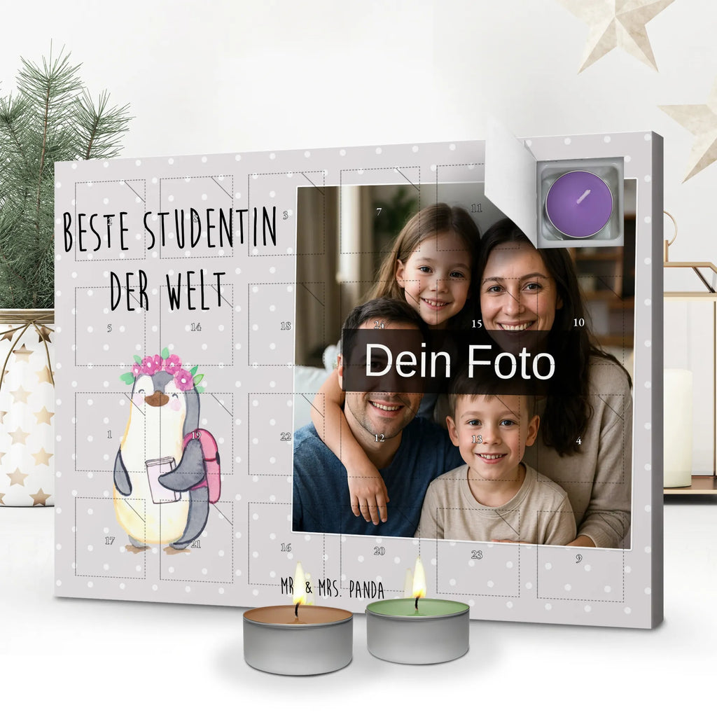 Personalisierter Duftkerzen Foto Adventskalender Pinguin Beste Studentin der Welt Personalisierter Duftkerzen Foto Adventskalender, Geschenkidee, Geschenk, Schenken, Mitbringsel, Geburtstag, Geburtstagsgeschenk, für, Danke, Dankeschön, Bedanken, Freude machen, Geschenktipp, Hochschule, Tochter, Alumni, Universität, Abschluss, Studenten, Studienabschluss, Spaß, Studium, Lustig, Uni, Witzig, Studentin, Musterschülerin