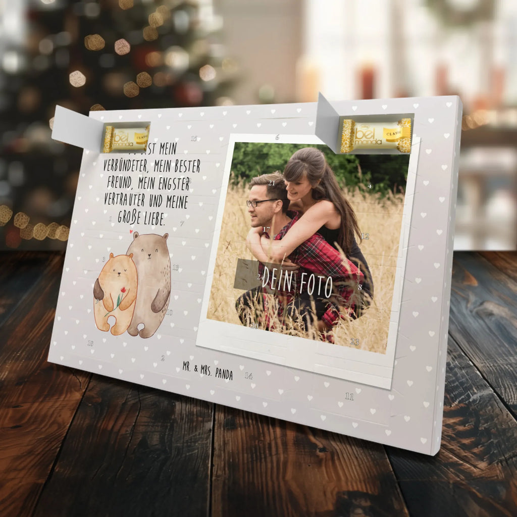 Personalisierter Marzipan Foto Adventskalender Bären Liebe Personalisierter Marzipan Foto Adventskalender, Liebe, Partner, Freund, Freundin, Ehemann, Ehefrau, Heiraten, Verlobung, Heiratsantrag, Liebesgeschenk, Jahrestag, Hocheitstag, Bär, Bären, Liebesbeweis, Geschenk Freundin, Verliebt, Geschenk Freund, Geschenk Hochzeit, Bärchen, Verlobt, Hochzeitstag, Verheiratet