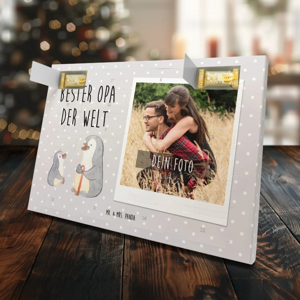 Personalisierter Marzipan Foto Adventskalender Pinguin Bester Opa der Welt Personalisierter Marzipan Foto Adventskalender, für, Dankeschön, Geschenk, Schenken, Geburtstag, Geburtstagsgeschenk, Geschenkidee, Danke, Bedanken, Mitbringsel, Freude machen, Geschenktipp, Großvater, Oppa, Bester, Großeltern, Enkelkind, Opi. Großpapa, Oppi, Kleinigkeit, Enkel, Opa, Enkelin, Grossvater