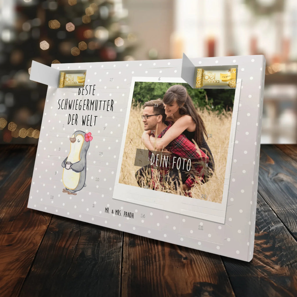 Personalisierter Marzipan Foto Adventskalender Pinguin Beste Schwiegermutter der Welt Personalisierter Marzipan Foto Adventskalender, für, Dankeschön, Geschenk, Schenken, Geburtstag, Geburtstagsgeschenk, Geschenkidee, Danke, Bedanken, Mitbringsel, Freude machen, Geschenktipp, angeheiratet, Schwiegereltern, Mama, Mutter des Ehepartners, Mutter, Schwiegermama, Schwiegermutter