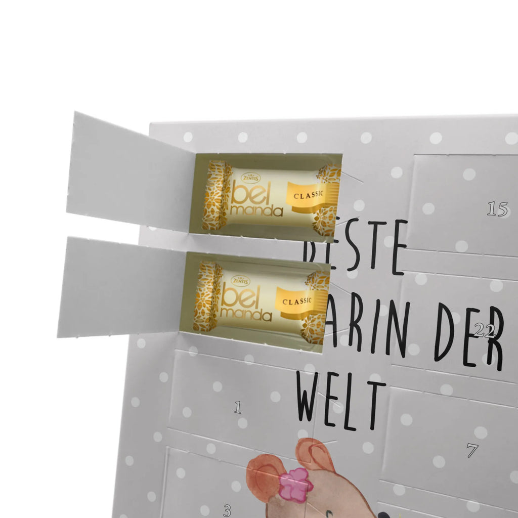 Personalisierter Marzipan Foto Adventskalender Maus Beste Nachbarin der Welt Personalisierter Marzipan Foto Adventskalender, für, Dankeschön, Geschenk, Schenken, Geburtstag, Geburtstagsgeschenk, Geschenkidee, Danke, Bedanken, Mitbringsel, Freude machen, Geschenktipp, Anwohnerin, Freundschaft, Nachbarschaft, Nachbarin, Freundin, Bewohnerin, Angrenzer, Nachbarn