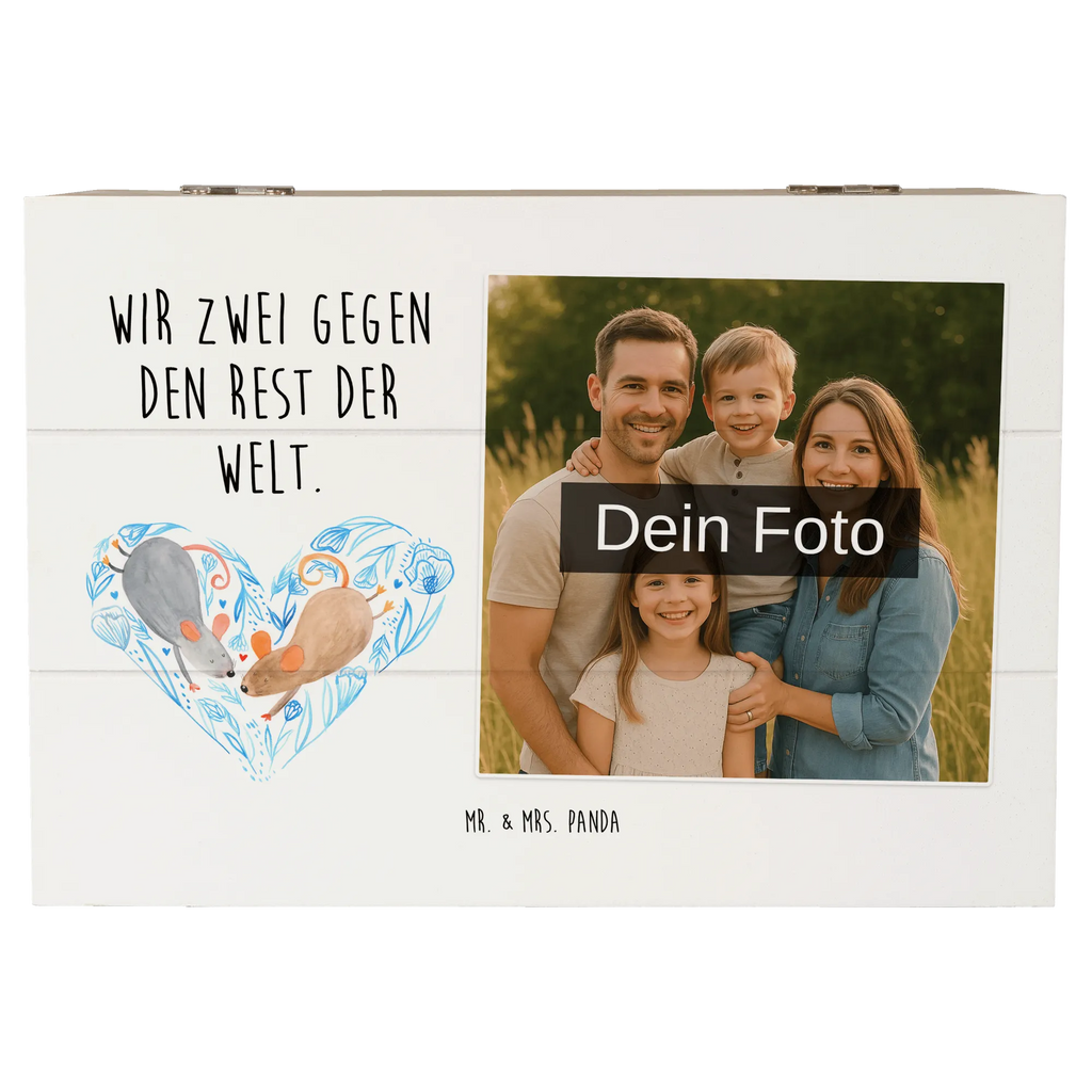 Personalisierte Foto Holzkiste Mäuse Herz Personalisierte Foto Holzkiste, Liebe, Partner, Freund, Freundin, Ehemann, Ehefrau, Heiraten, Verlobung, Heiratsantrag, Liebesgeschenk, Jahrestag, Hocheitstag, Love, Lieblingsmensch, Geschenk für zwei, Gemeinsamkeit, Liebesbotschaft, Hochzeit, Liebesbeweis, Mäuse, Maus
