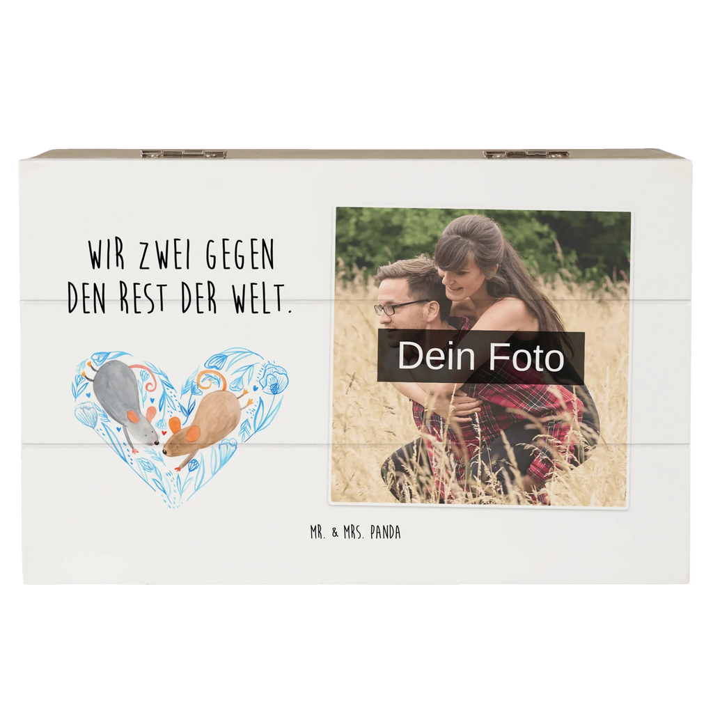 Personalisierte Foto Holzkiste Mäuse Herz Personalisierte Foto Holzkiste, Liebe, Partner, Freund, Freundin, Ehemann, Ehefrau, Heiraten, Verlobung, Heiratsantrag, Liebesgeschenk, Jahrestag, Hocheitstag, Love, Lieblingsmensch, Geschenk für zwei, Gemeinsamkeit, Liebesbotschaft, Hochzeit, Liebesbeweis, Mäuse, Maus