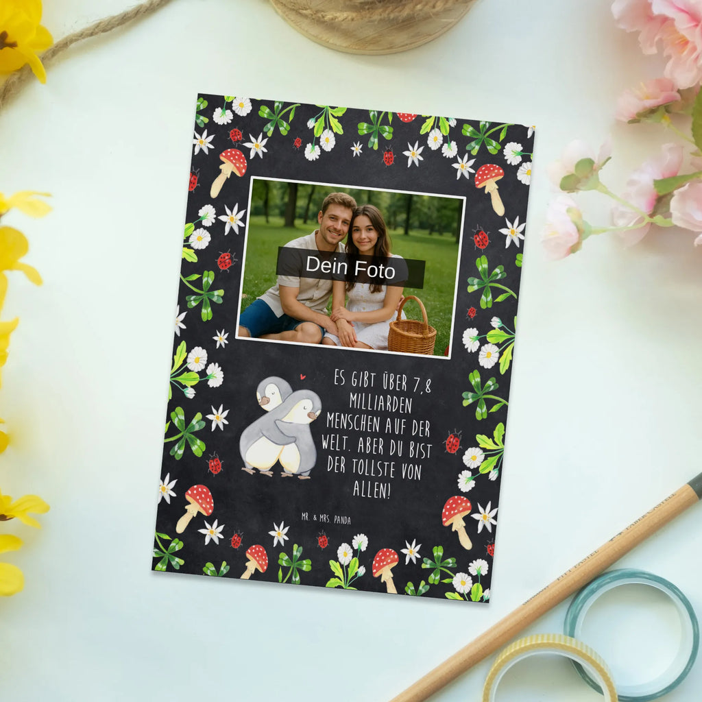 Personalisierte Foto Postkarte Pinguine Kuscheln Personalisierte Foto Postkarte, Liebe, Partner, Freund, Freundin, Ehemann, Ehefrau, Heiraten, Verlobung, Heiratsantrag, Liebesgeschenk, Jahrestag, Hocheitstag, Geschenk für Frauen, Mitbringsel, Geschenk für Partner, Hochzeitstag, für Männer, für Ehemann, Geschenk für Freundin, Liebesbeweis, Valentinstag