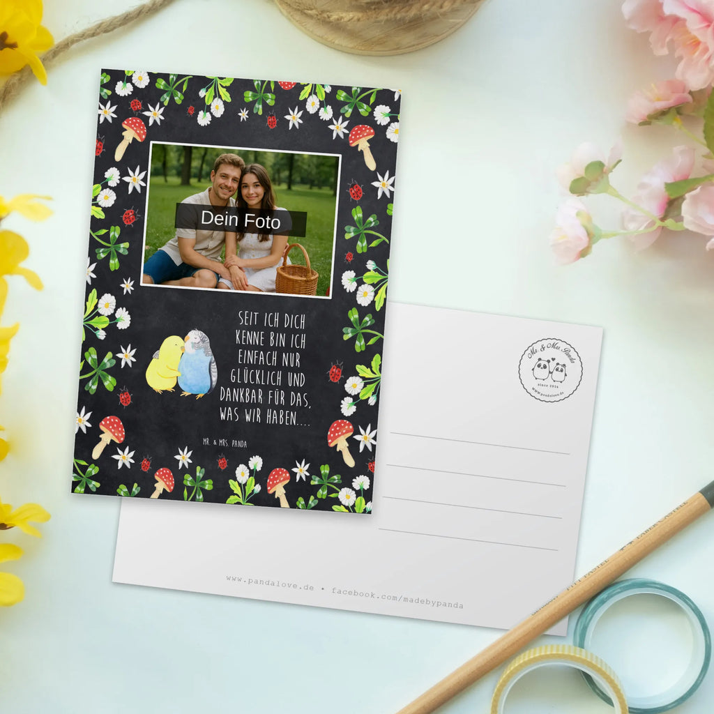 Personalized Photo Postcard Parakeets in love Personalisierte Foto Postkarte, Liebe, Partner, Freund, Freundin, Ehemann, Ehefrau, Heiraten, Verlobung, Heiratsantrag, Liebesgeschenk, Jahrestag, Hocheitstag, Vögel, Nähe, Kuscheln, Wellensittich, Vertrauen