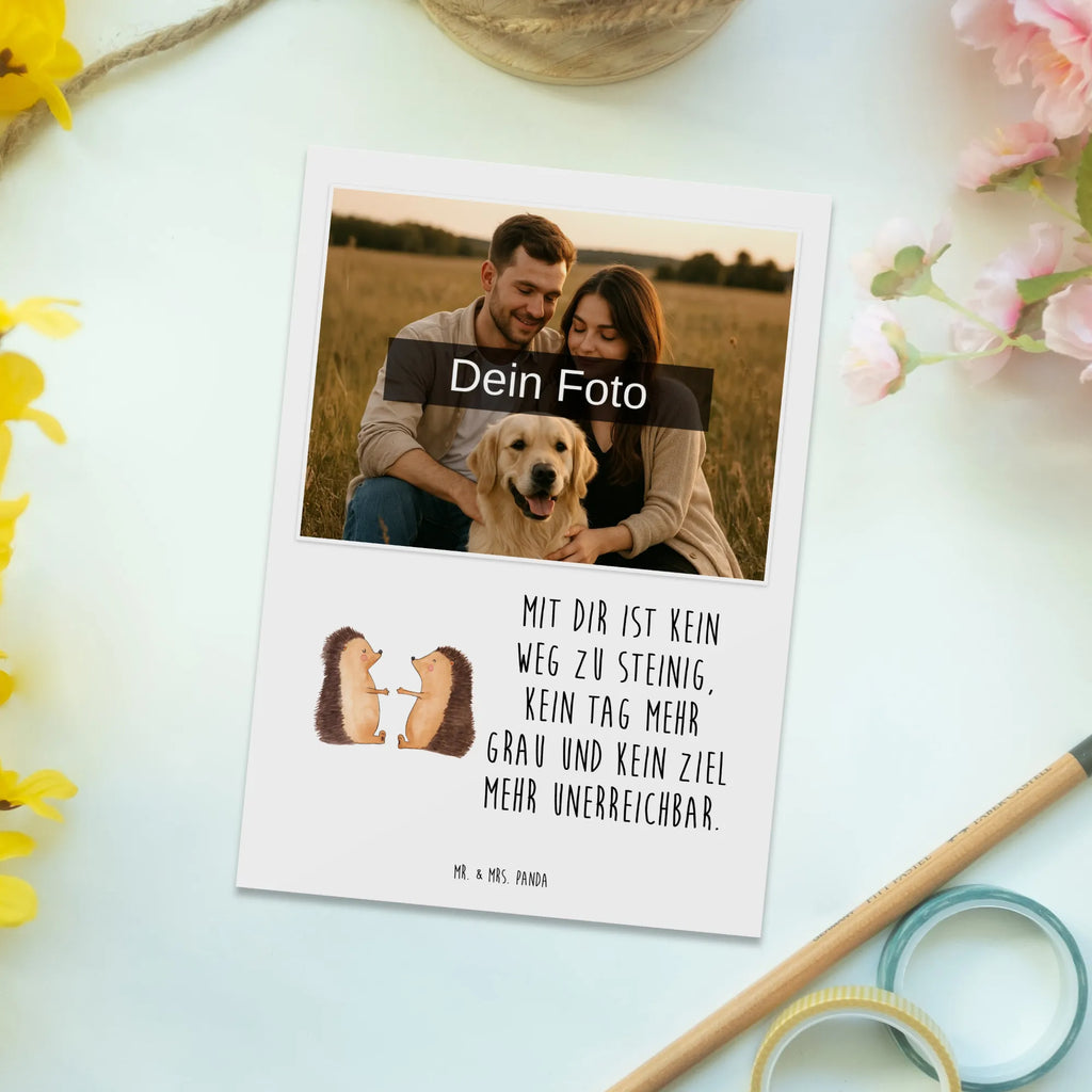 Personalisierte Foto Postkarte Igel Liebe Personalisierte Foto Postkarte, Liebe, Partner, Freund, Freundin, Ehemann, Ehefrau, Heiraten, Verlobung, Heiratsantrag, Liebesgeschenk, Jahrestag, Hocheitstag, Verlobt, Verheiratet, Verliebt, Hochzeit, Liebesbeweis, Geschenk, Hochzeitstag, Igel
