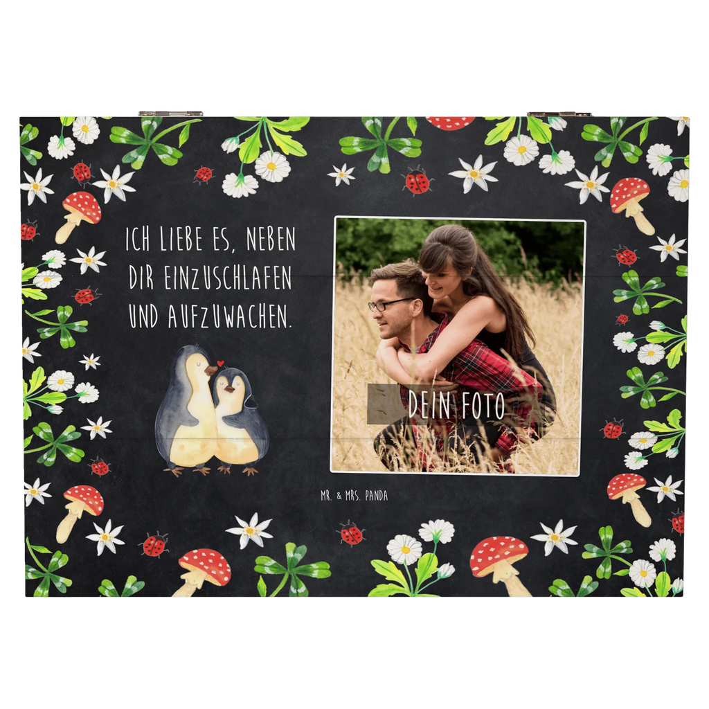 Personalisierte Foto Holzkiste Pinguine Einschlafen Personalisierte Foto Holzkiste, Liebe, Partner, Freund, Freundin, Ehemann, Ehefrau, Heiraten, Verlobung, Heiratsantrag, Liebesgeschenk, Jahrestag, Hocheitstag, für Ehemann, Geschenk für Freundin, Liebesbeweis, für Männer, Geschenk für Partner, Mitbringsel, Hochzeitstag, Valentinstag, Geschenk für Frauen
