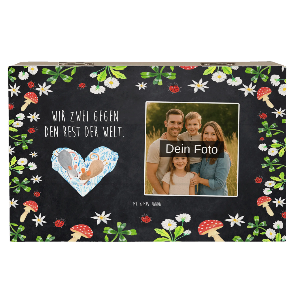Personalisierte Foto Holzkiste Mäuse Herz Personalisierte Foto Holzkiste, Liebe, Partner, Freund, Freundin, Ehemann, Ehefrau, Heiraten, Verlobung, Heiratsantrag, Liebesgeschenk, Jahrestag, Hocheitstag, Love, Lieblingsmensch, Geschenk für zwei, Gemeinsamkeit, Liebesbotschaft, Hochzeit, Liebesbeweis, Mäuse, Maus