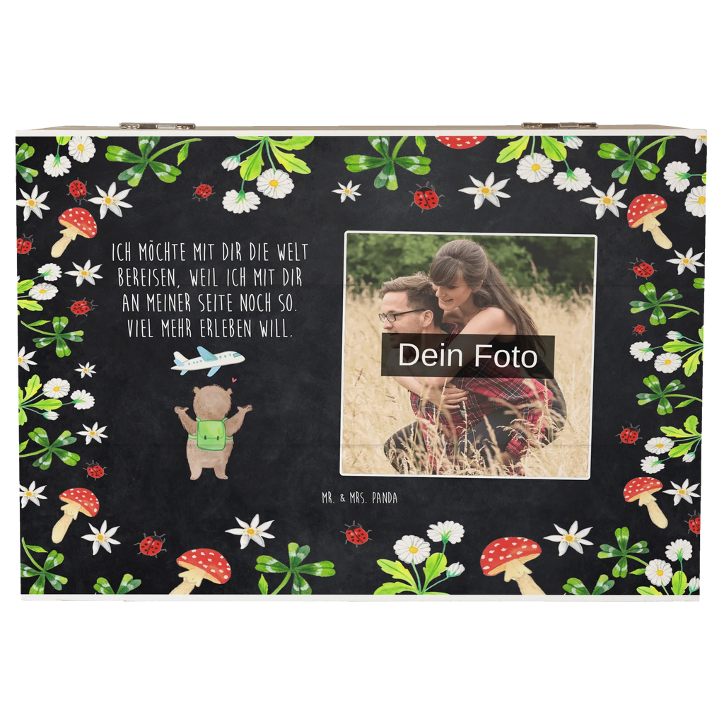 Personalisierte Foto Holzkiste Bär Flugzeug Personalisierte Foto Holzkiste, Liebe, Partner, Freund, Freundin, Ehemann, Ehefrau, Heiraten, Verlobung, Heiratsantrag, Liebesgeschenk, Jahrestag, Hocheitstag, für Männer, Geschenk für Partner, Geschenk für Freundin, für Ehemann, Mitbringsel, Valentinstag, Hochzeitstag, Liebesbeweis, Geschenk für Frauen