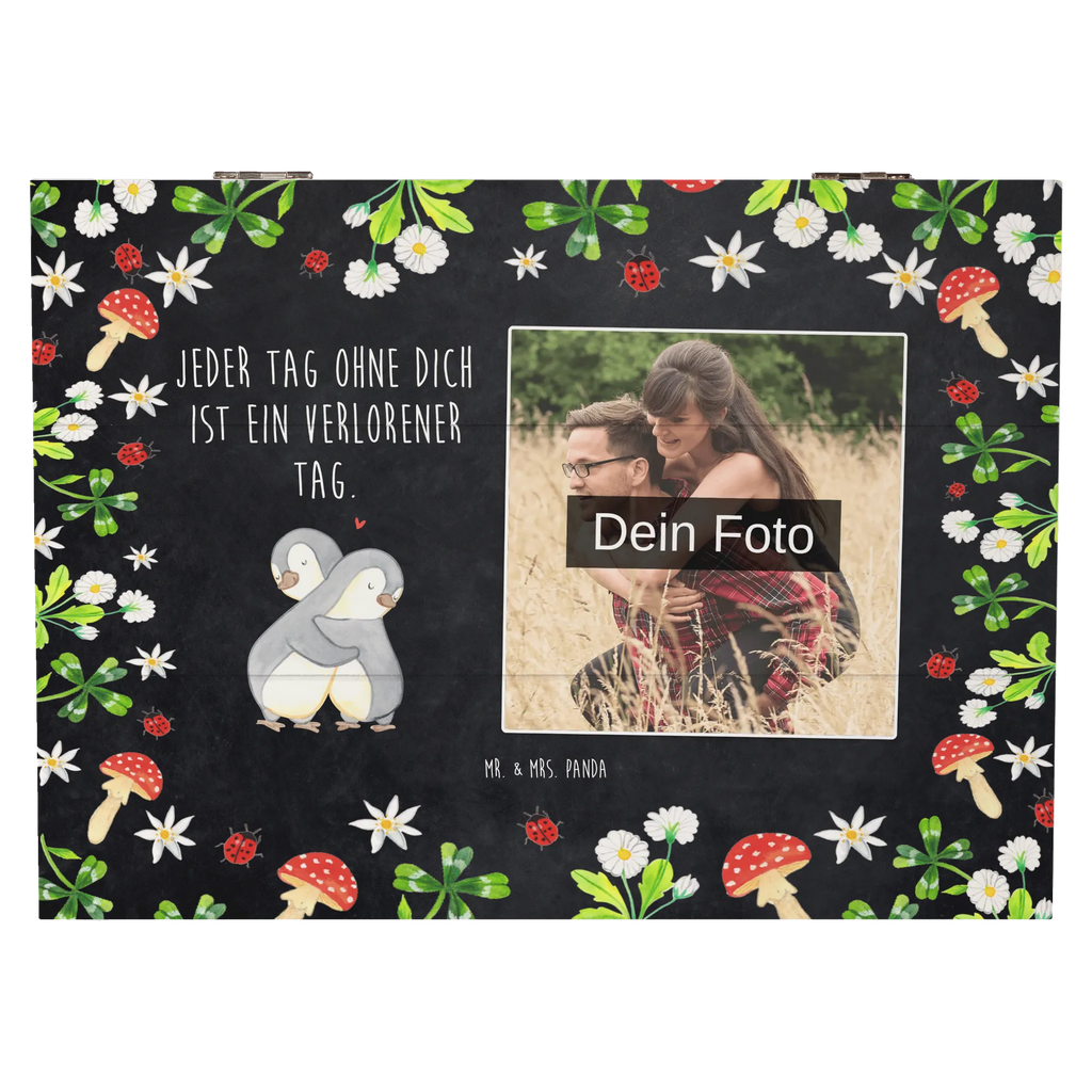 Personalisierte Foto Holzkiste Pinguine Kuscheln Personalisierte Foto Holzkiste, Liebe, Partner, Freund, Freundin, Ehemann, Ehefrau, Heiraten, Verlobung, Heiratsantrag, Liebesgeschenk, Jahrestag, Hocheitstag, Liebesbeweis, Hochzeitstag, Geschenk für Partner, Mitbringsel, Geschenk für Freundin, für Ehemann, Valentinstag, für Männer, Geschenk für Frauen