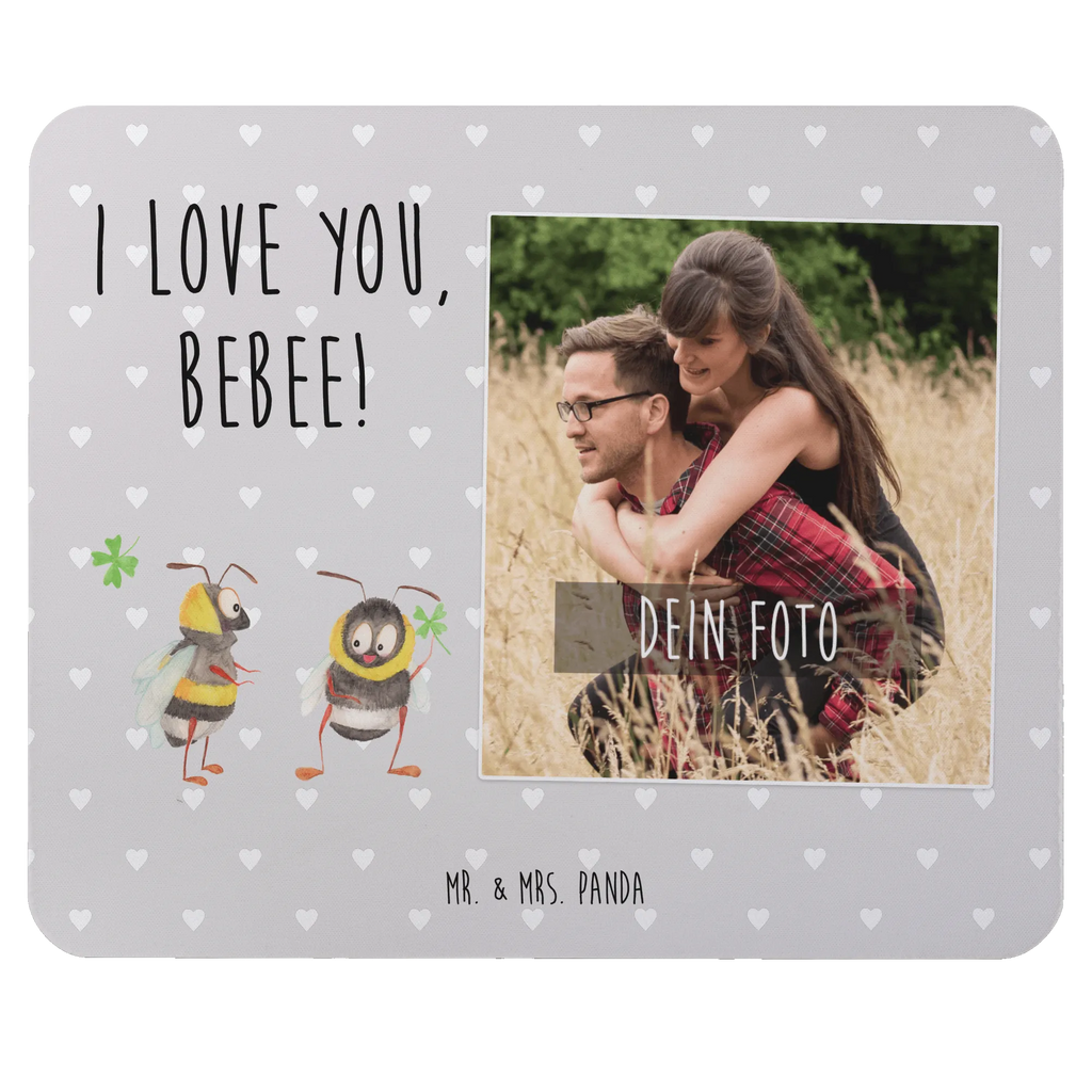 Personalisiertes Foto Mauspad Bienen Paar Personalisiertes Foto Mauspad, Liebe, Partner, Freund, Freundin, Ehemann, Ehefrau, Heiraten, Verlobung, Heiratsantrag, Liebesgeschenk, Jahrestag, Hocheitstag, für Ehemann, Geschenk für Freundin, verliebte Schildkröten, Geschenk für Partner, Liebesbeweis, für Männer, Hochzeitstag, Geschenk für Frauen, Mitbringsel, Valentinstag, Schildkröten