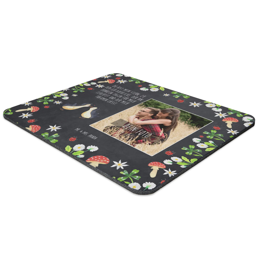 Personalized Photo Mousepad Penguins in love Personalisiertes Foto Mauspad, Liebe, Partner, Freund, Freundin, Ehemann, Ehefrau, Heiraten, Verlobung, Heiratsantrag, Liebesgeschenk, Jahrestag, Hocheitstag, Paar, Geschenk Freundin, Liebesspruch, Geschenk Freund, Verlobter, Love, Pinguinpaar, Pinguin, Gastgeschenk, Pinguine, Liebesbeweis, Hochzeit, Pärchen. Liebespaar, Hochzeitstag, Verlobte, Geschenkidee, Geschenk Hochzeitstag, Pinguin Liebe, Pinguin Paar