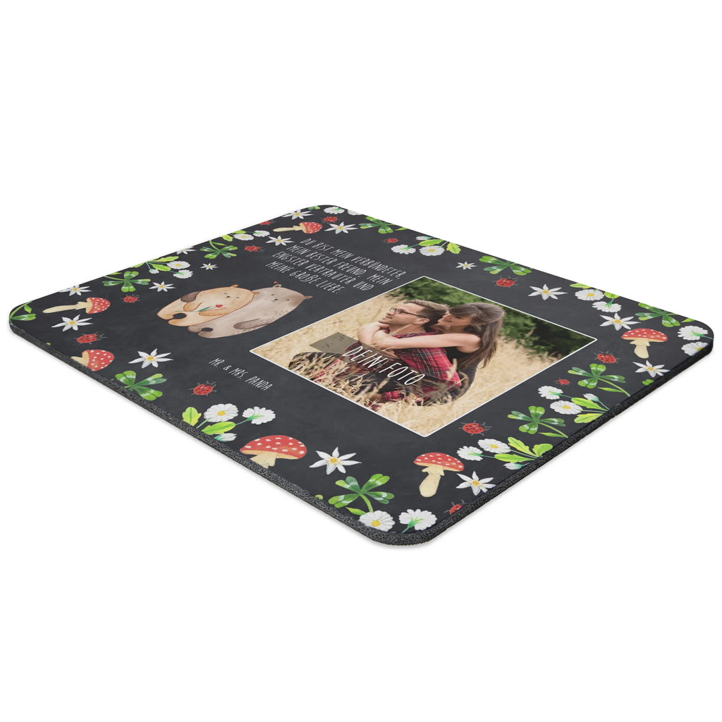 Personalisiertes Foto Mauspad Bären Liebe Personalisiertes Foto Mauspad, Liebe, Partner, Freund, Freundin, Ehemann, Ehefrau, Heiraten, Verlobung, Heiratsantrag, Liebesgeschenk, Jahrestag, Hocheitstag, Bären, Verliebt, Verlobt, Hochzeitstag, Bär, Geschenk Freundin, Verheiratet, Geschenk Hochzeit, Geschenk Freund, Bärchen, Liebesbeweis