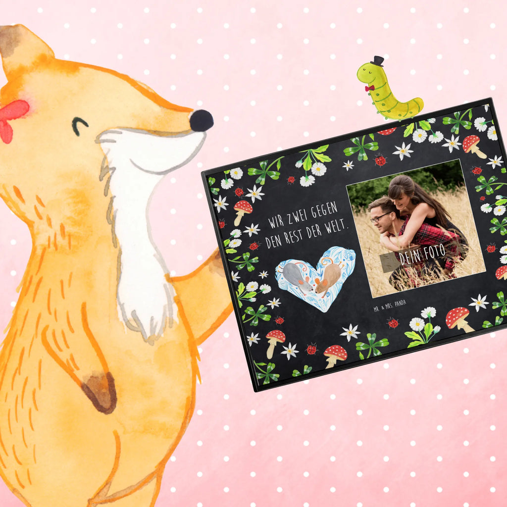 Personalisierte Foto Schreibtischunterlage Mäuse Herz Personalisierte Foto Schreibtischunterlage, Liebe, Partner, Freund, Freundin, Ehemann, Ehefrau, Heiraten, Verlobung, Heiratsantrag, Liebesgeschenk, Jahrestag, Hocheitstag, Hochzeit, Lieblingsmensch, Mäuse, Maus, Gemeinsamkeit, Love, Liebesbeweis, Geschenk für zwei, Liebesbotschaft