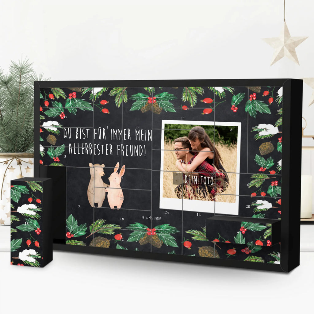 Personalisierter Befüllbarer Foto Adventskalender Bär und Hase Umarmen Adventskalender mit Eigenem Bild, Weihnachtskalender mit Foto, Personalisierter Befüllbarer Foto Adventskalender, Foto Adventskalender, Adventskalender Eigenes Foto, Personalisierter Adventskalender, Adventskalender mit Foto, Freundin, Freund, Liebe, Liebesgeschenk, Jahrestag, Verlobung, Partner, Ehemann, Ehefrau, Heiraten, Heiratsantrag, Hocheitstag, Bester Freund, Bärchen, Hase, Freunde, Bär, Best Friends