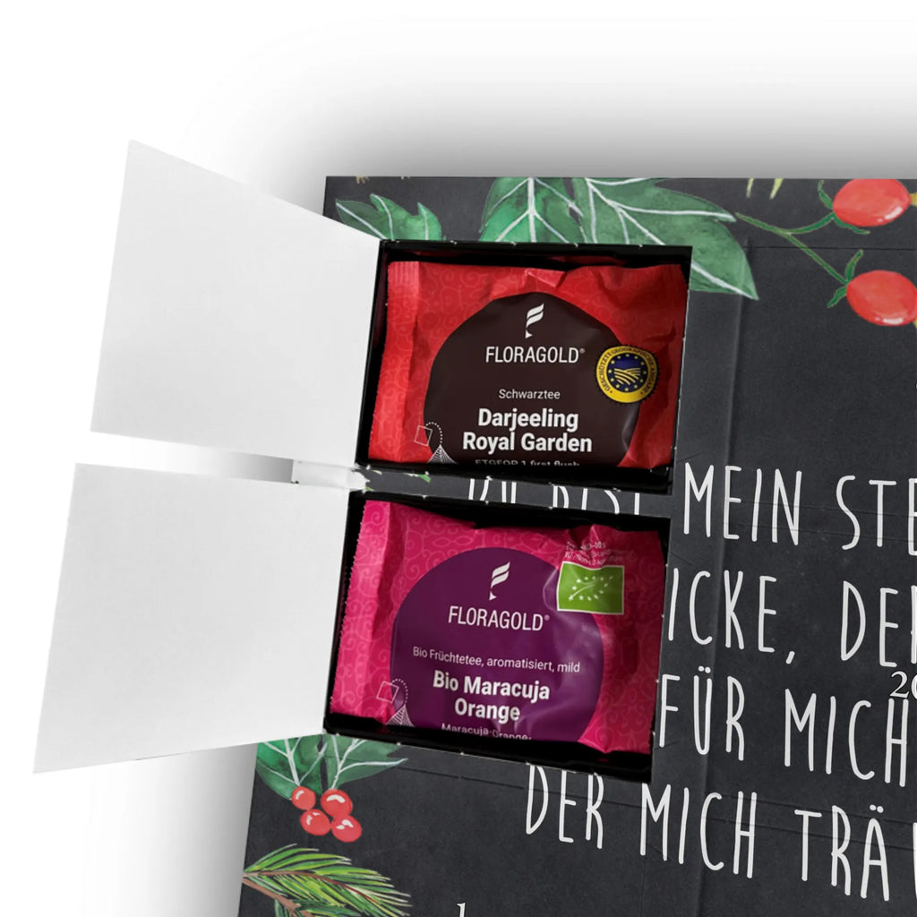 Personalisierter Tee Foto Adventskalender Pinguin Liebe Personalisierter Tee Foto Adventskalender, Freundin, Freund, Liebe, Liebesgeschenk, Jahrestag, Verlobung, Partner, Ehemann, Ehefrau, Heiraten, Heiratsantrag, Hocheitstag, Liebesbeweis, Verlobte, Pinguine, Hochzeitstag, Geschenk Freundin, Geschenk Freund, Love, Geschenkidee, Pinguin Liebe, Verlobter, Pinguin Paar, Pinguinpaar, Gastgeschenk, Liebesspruch, Paar, Hochzeit, Geschenk Hochzeitstag, Pinguin, Pärchen. Liebespaar