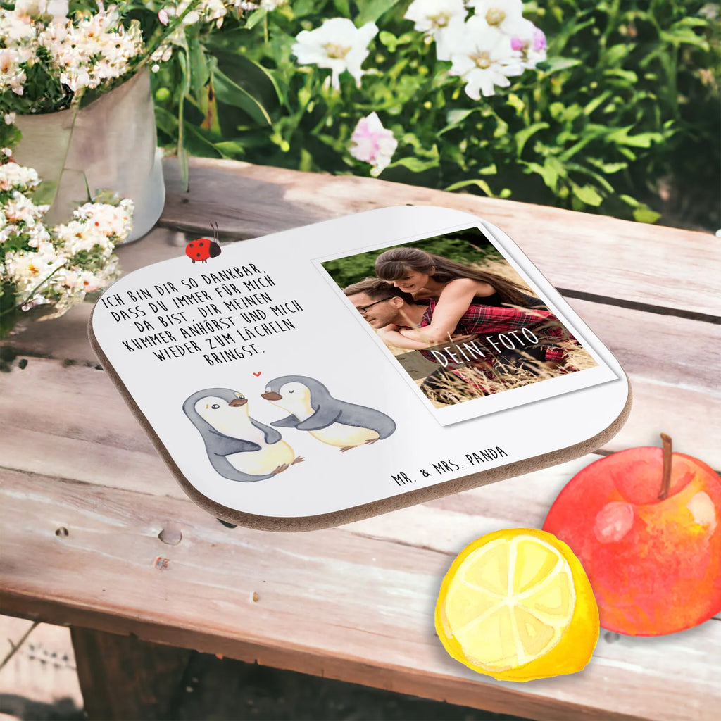 Personalisierter Foto Untersetzer Pinguine trösten Personalisierter Foto Untersetzer, Liebe, Partner, Freund, Freundin, Ehemann, Ehefrau, Heiraten, Verlobung, Heiratsantrag, Liebesgeschenk, Jahrestag, Hocheitstag, Hochzeitstag, Valentinstag, Geschenk für Frauen, Mitbringsel, für Ehemann, Liebesbeweis, Geschenk für Partner, Geschenk für Freundin, für Männer